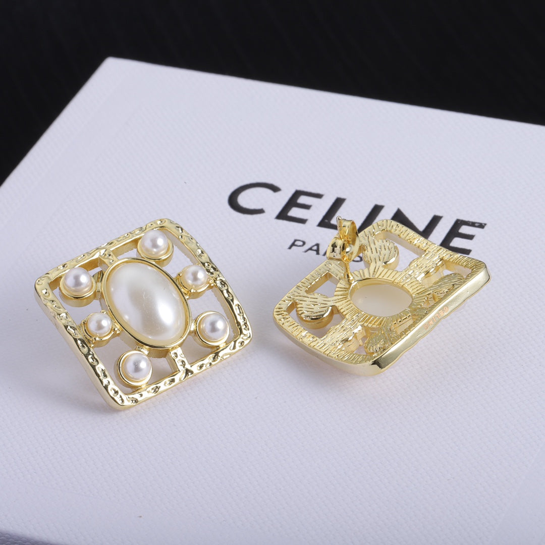 1NCL164EDE Stylish Earrings