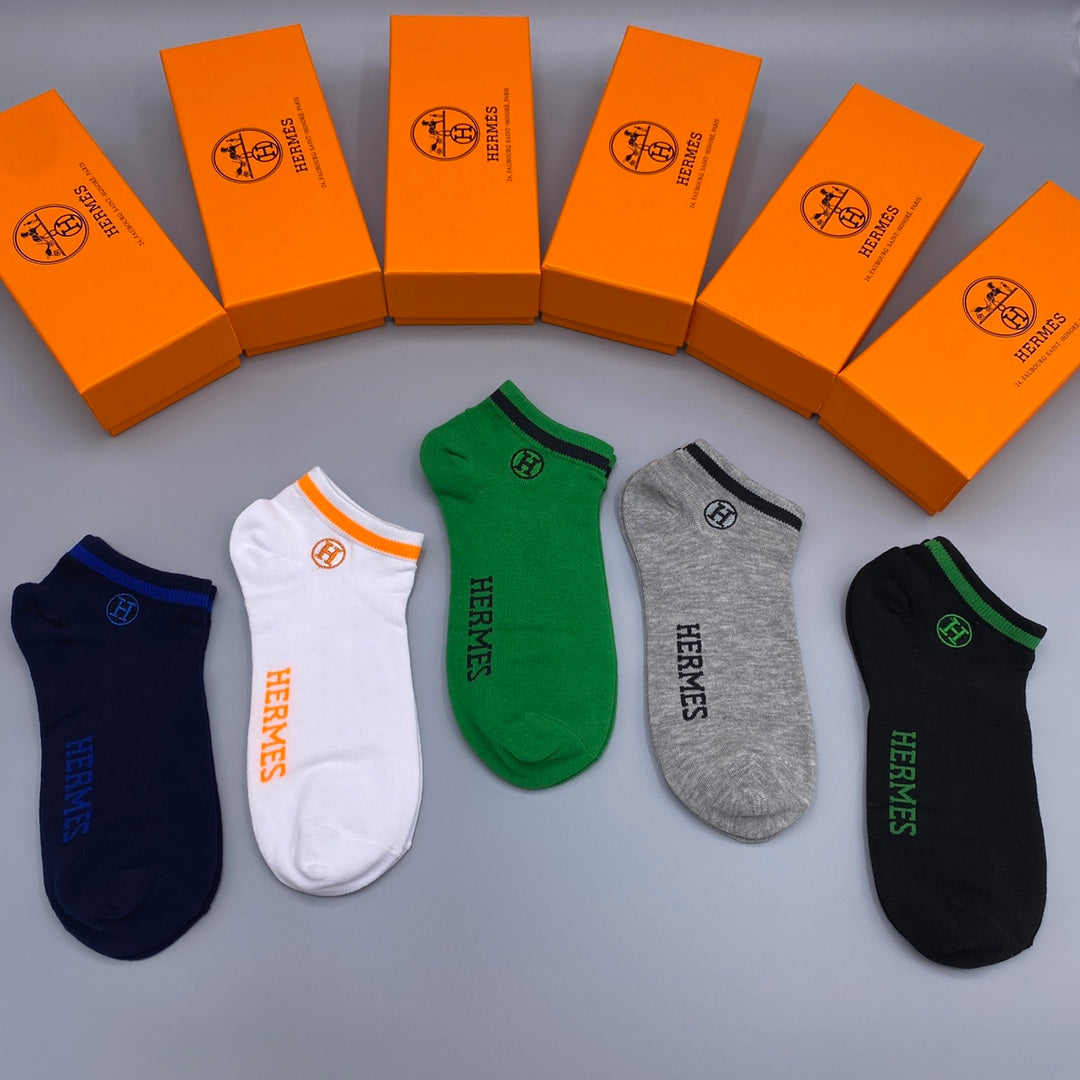 235QH52SDE Stylish socks(5 pairs )