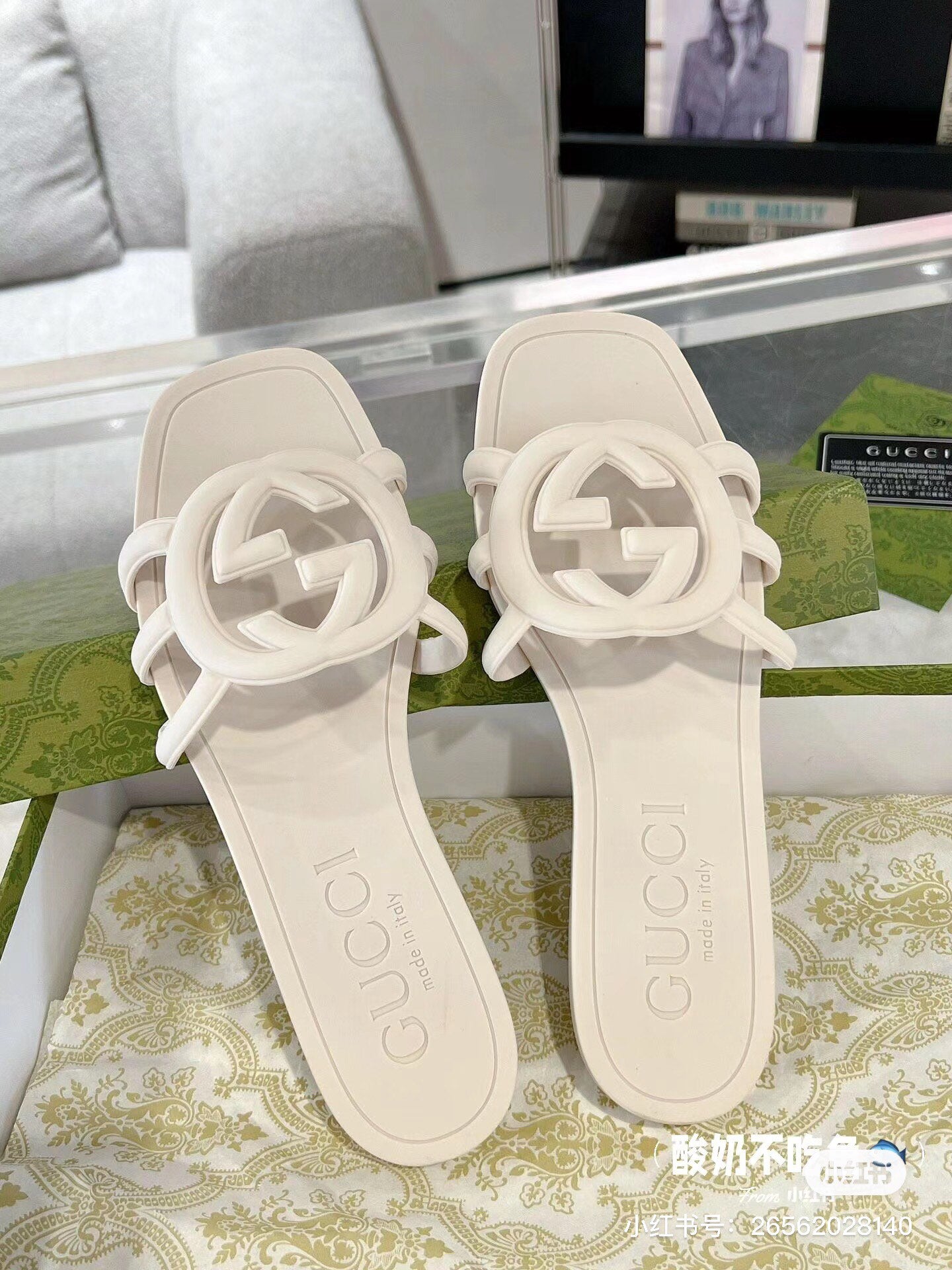 14B172ZDE Stylish Slippers