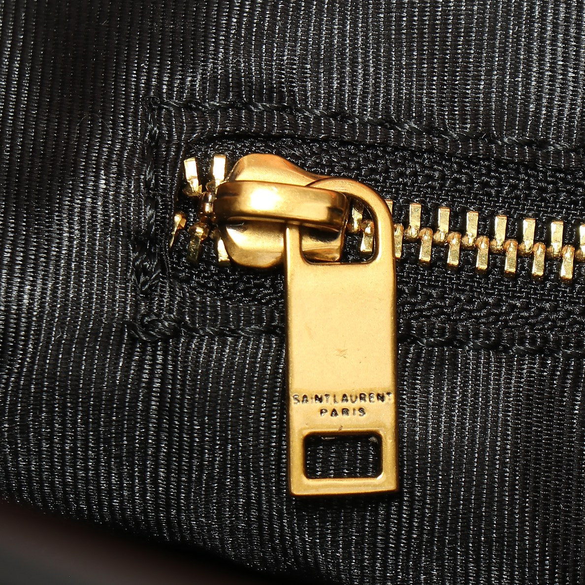 1XSL75BDE Stylish leather bag