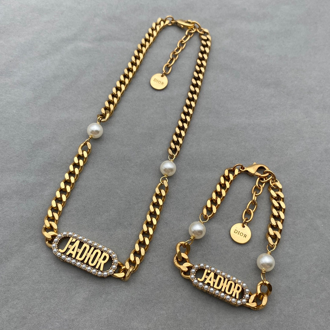 14D338XDE Stylish Earrings Brooch Bracelets Necklaces