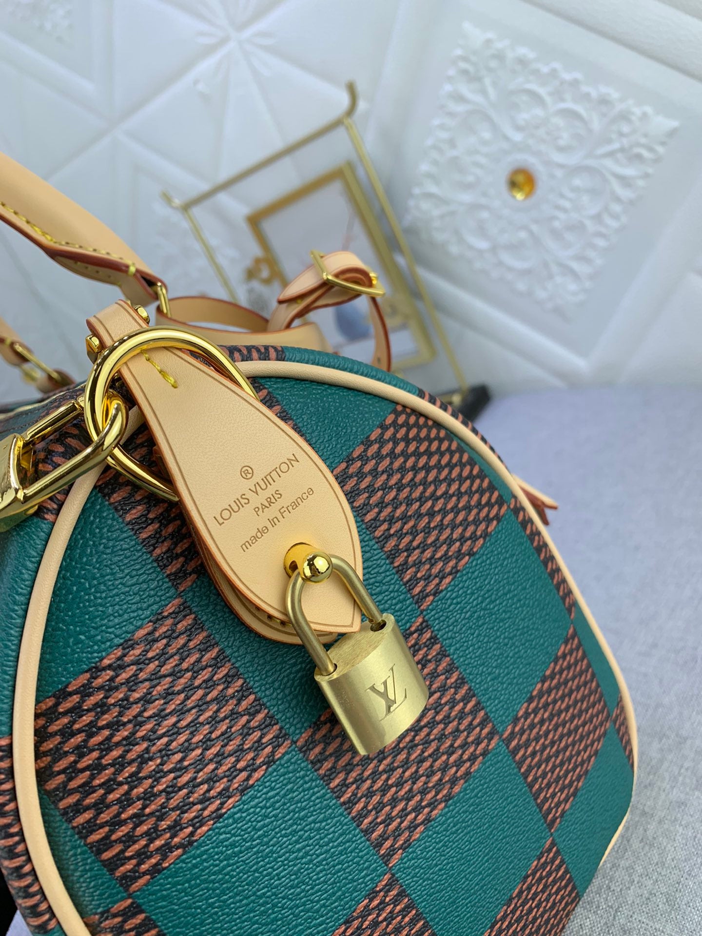 2XE269BDE Stylish leather bag 