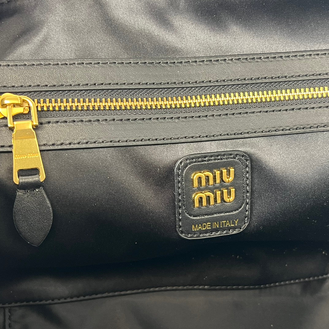 15RA46BDE Stylish  bag