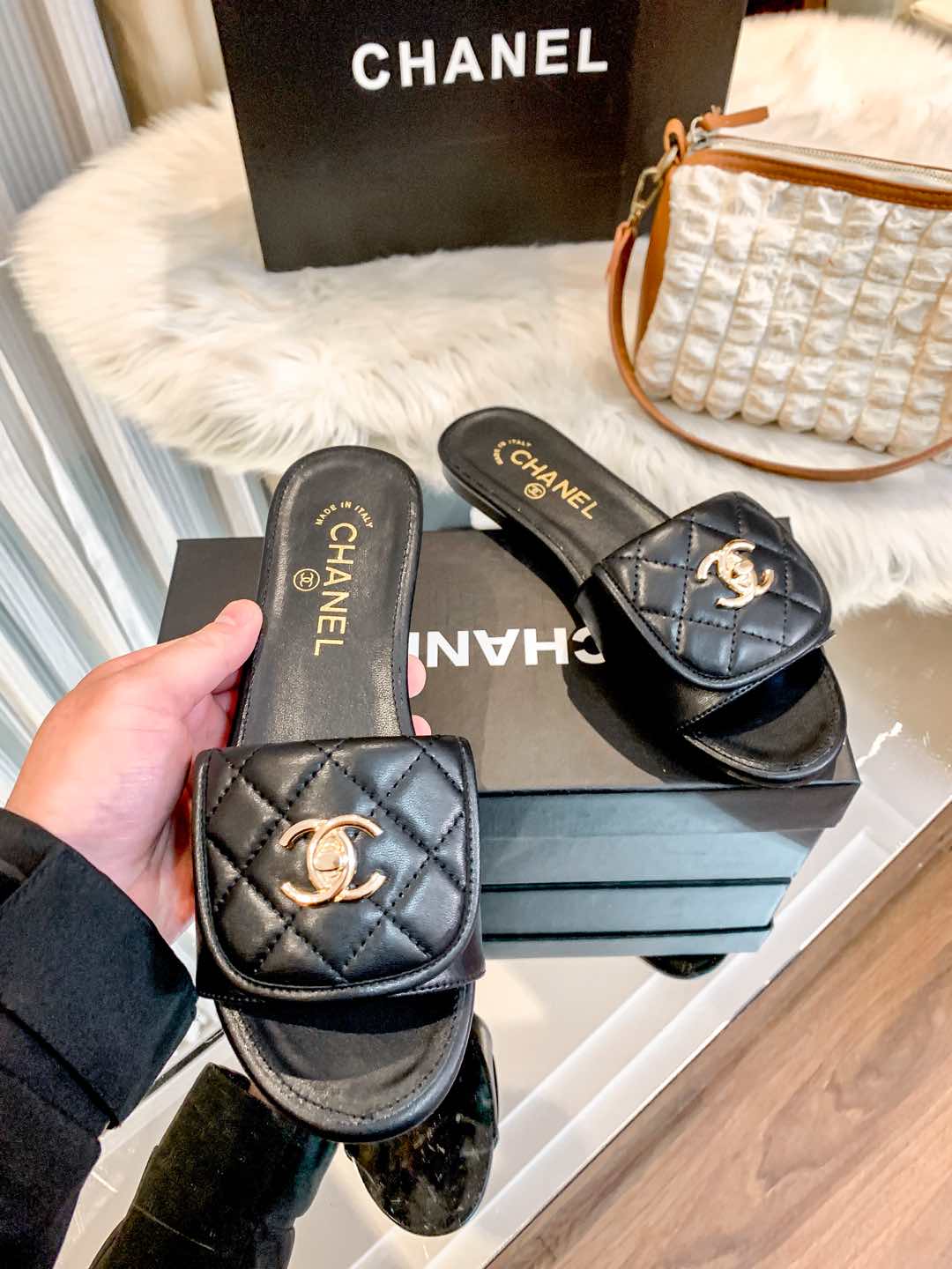 1ZC229ZDE Stylish Slippers