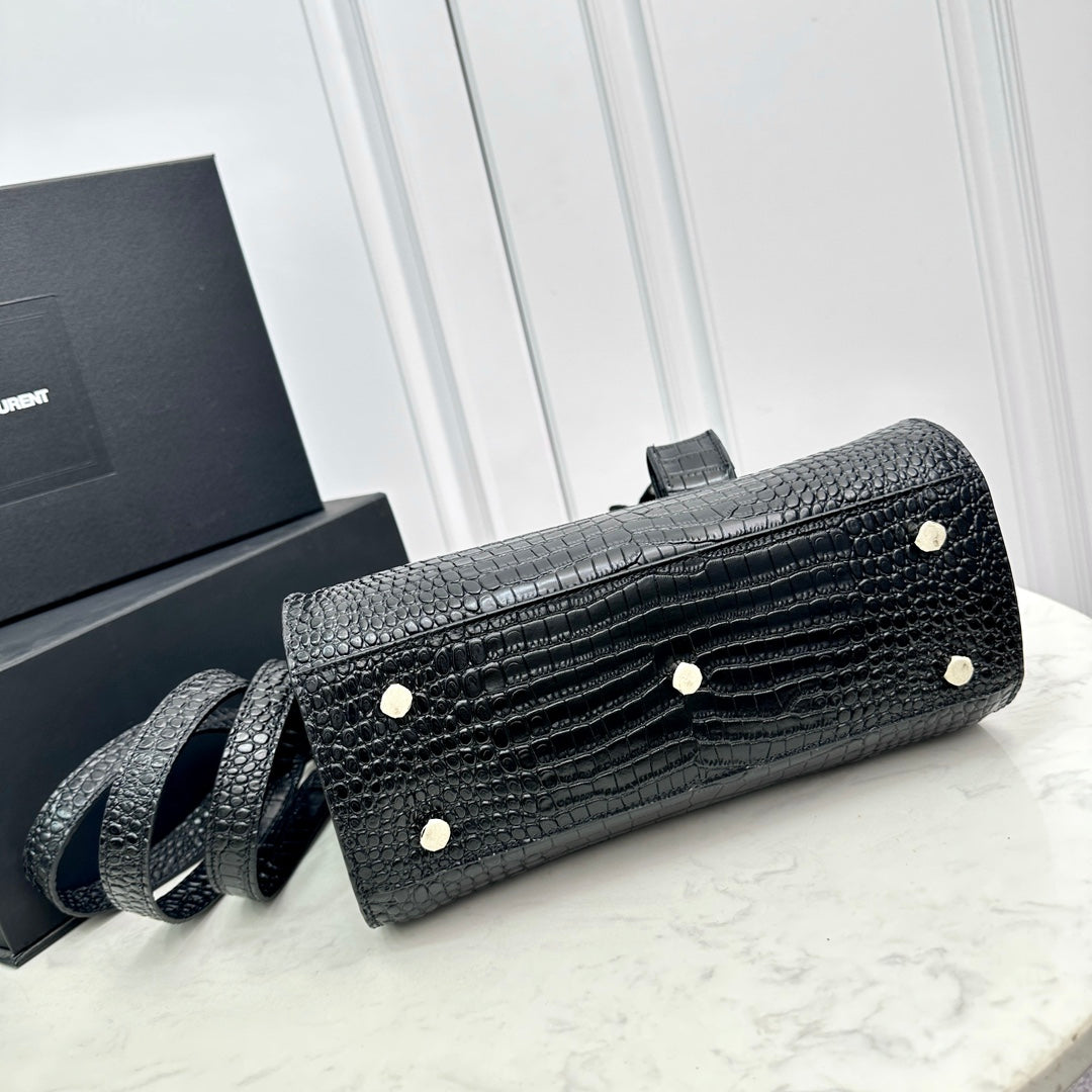 1XSL268BDE Stylish leather bag 