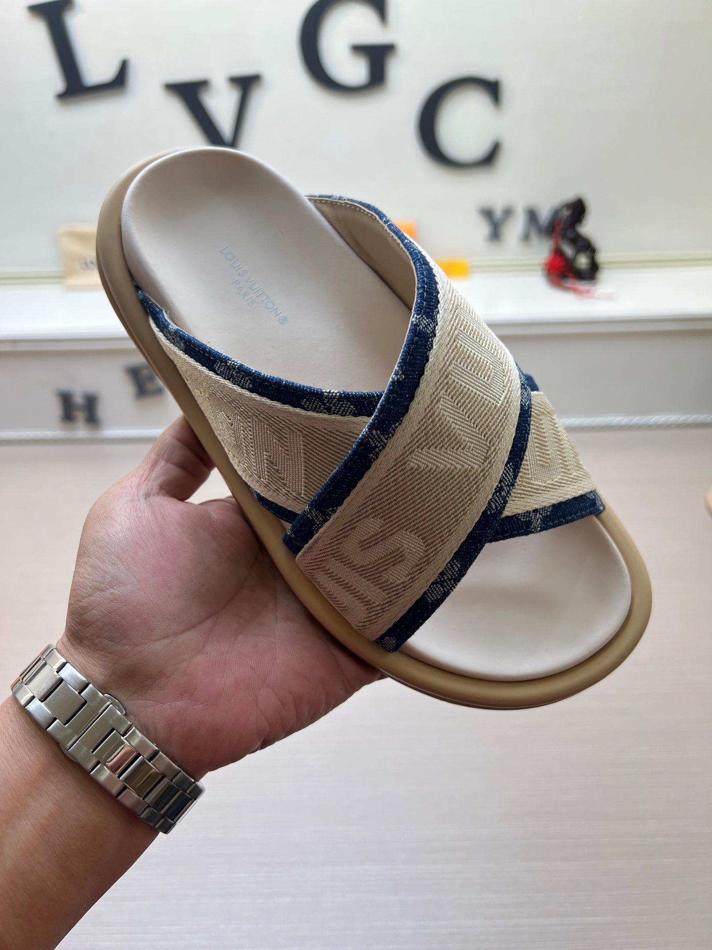 535ZE274ZDE Stylish Slippers
