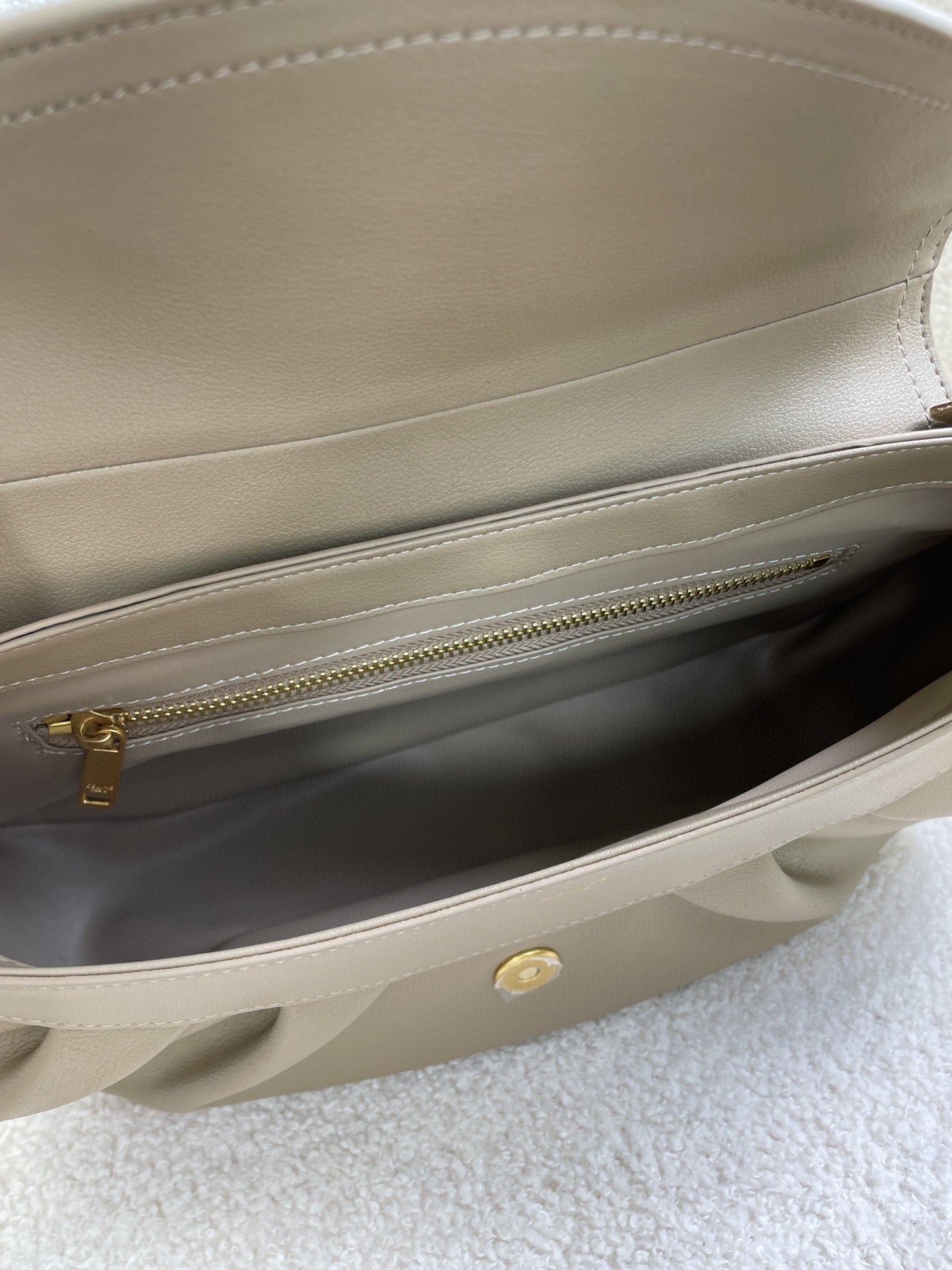 1XCL452BDE Stylish leather bag