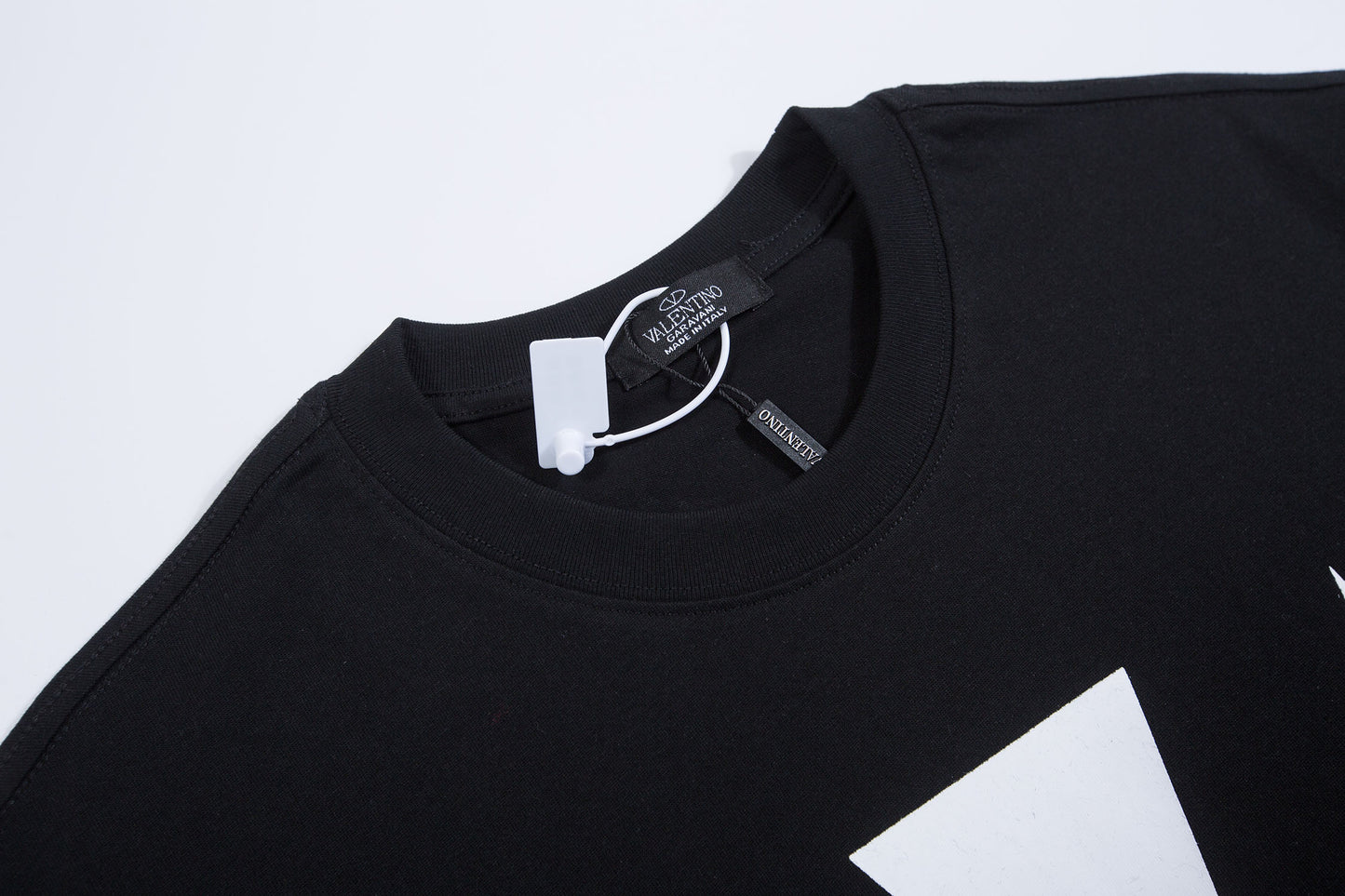 145RVL199UDE Stylish T-shirt