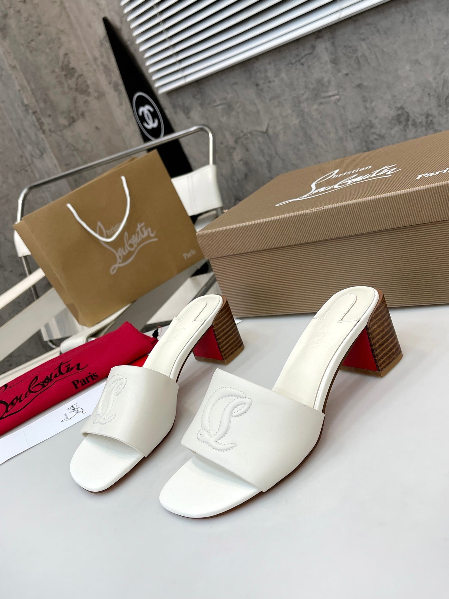 JXA27ZDE Stylish leather High heels Heel height 5.5cm