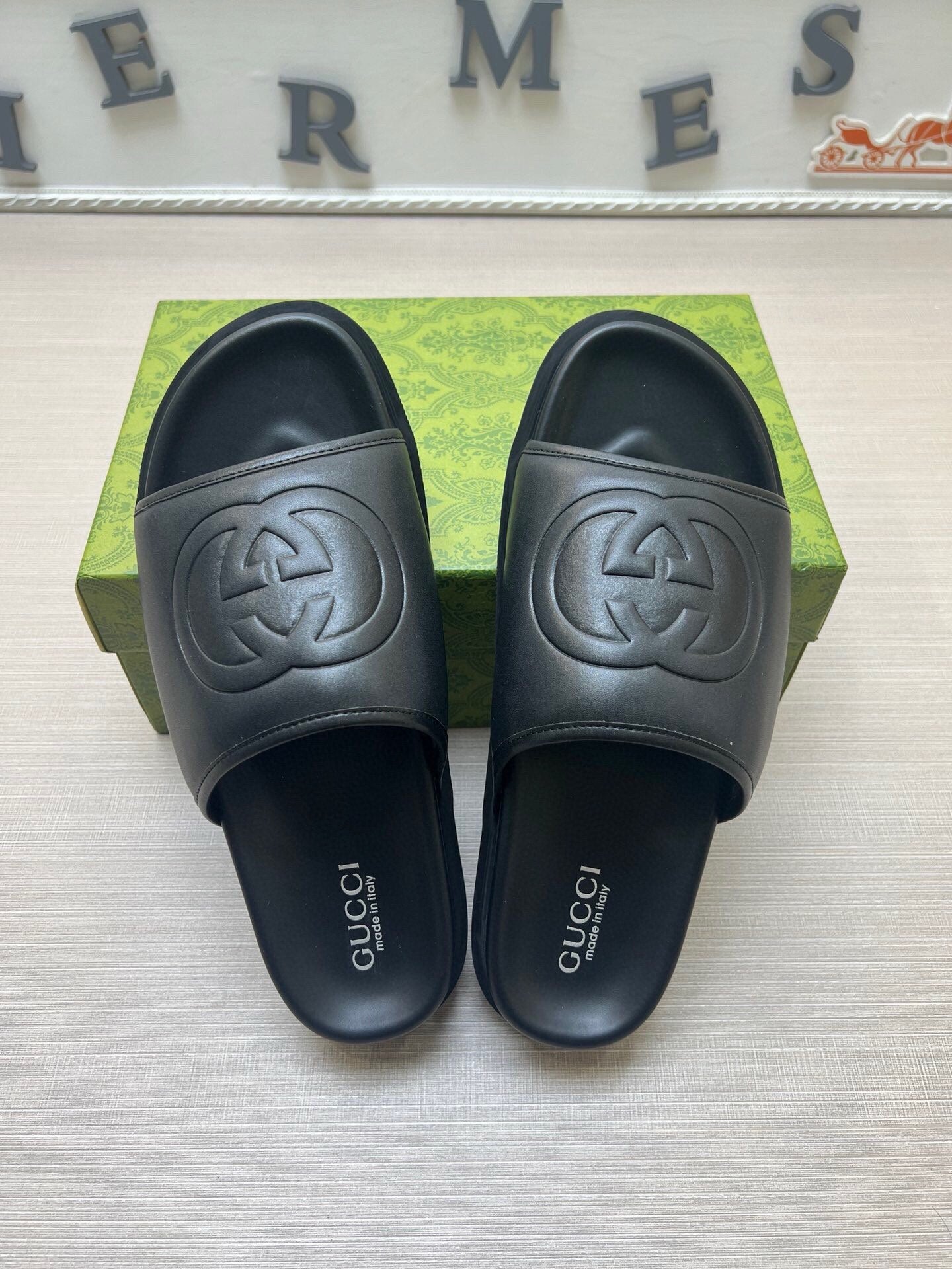 5WB241ZDE Stylish Slippers