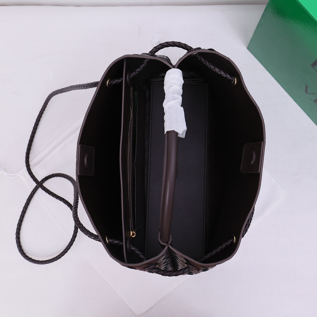 1XA80BDE Stylish leather bag