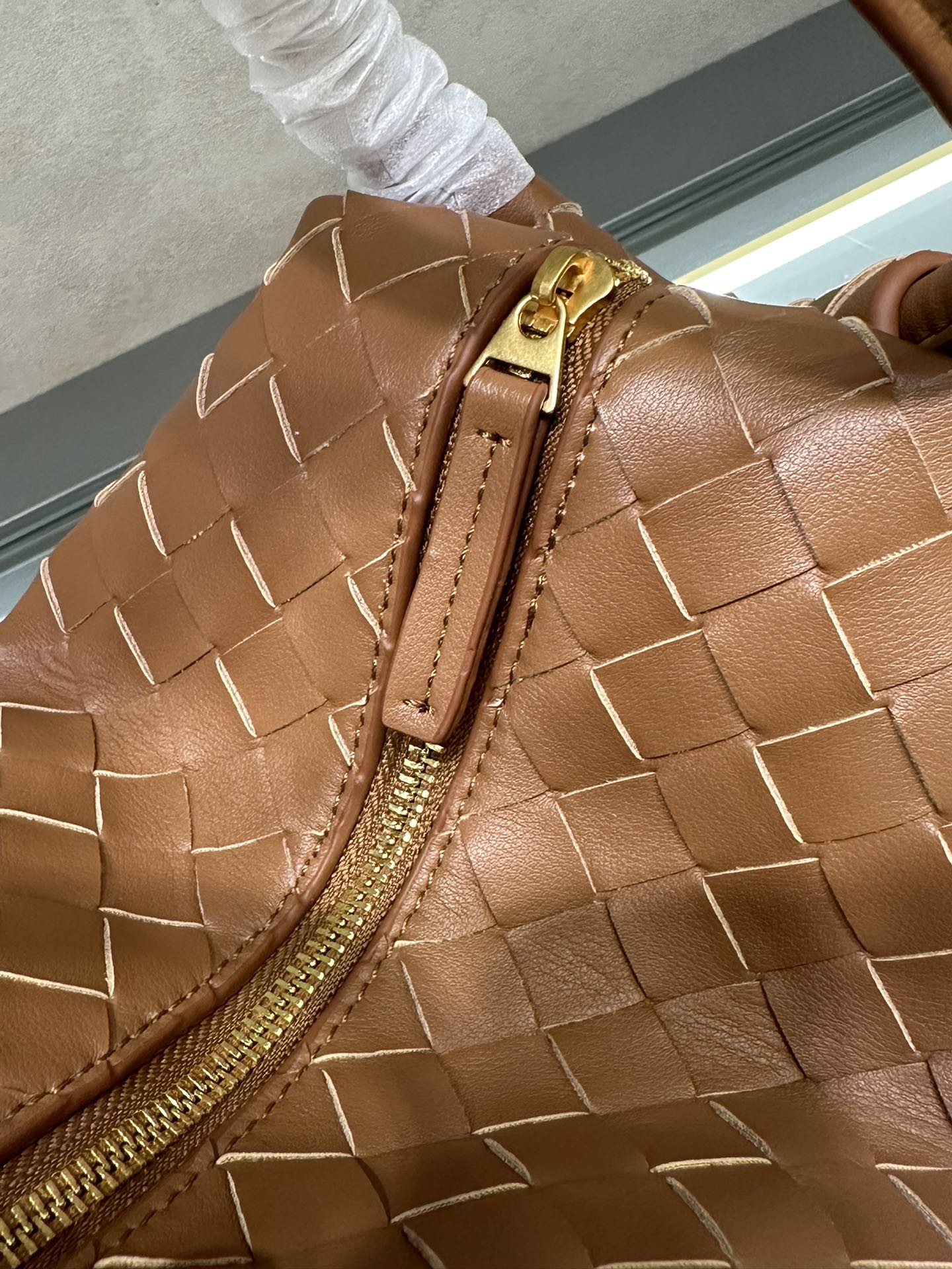 1XA84BDE Stylish leather bag