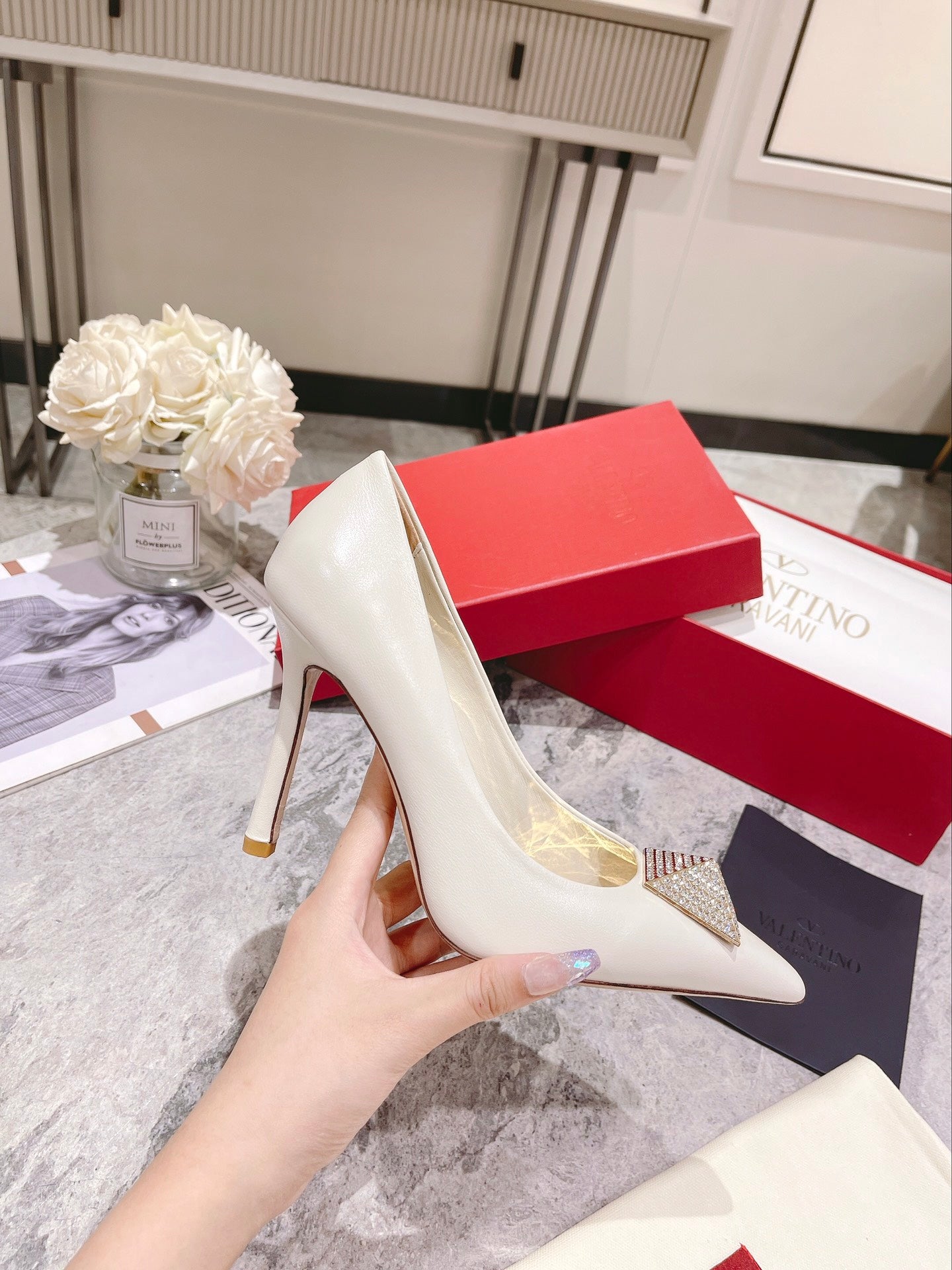 1WVL263ZDE Stylish sandals High heels