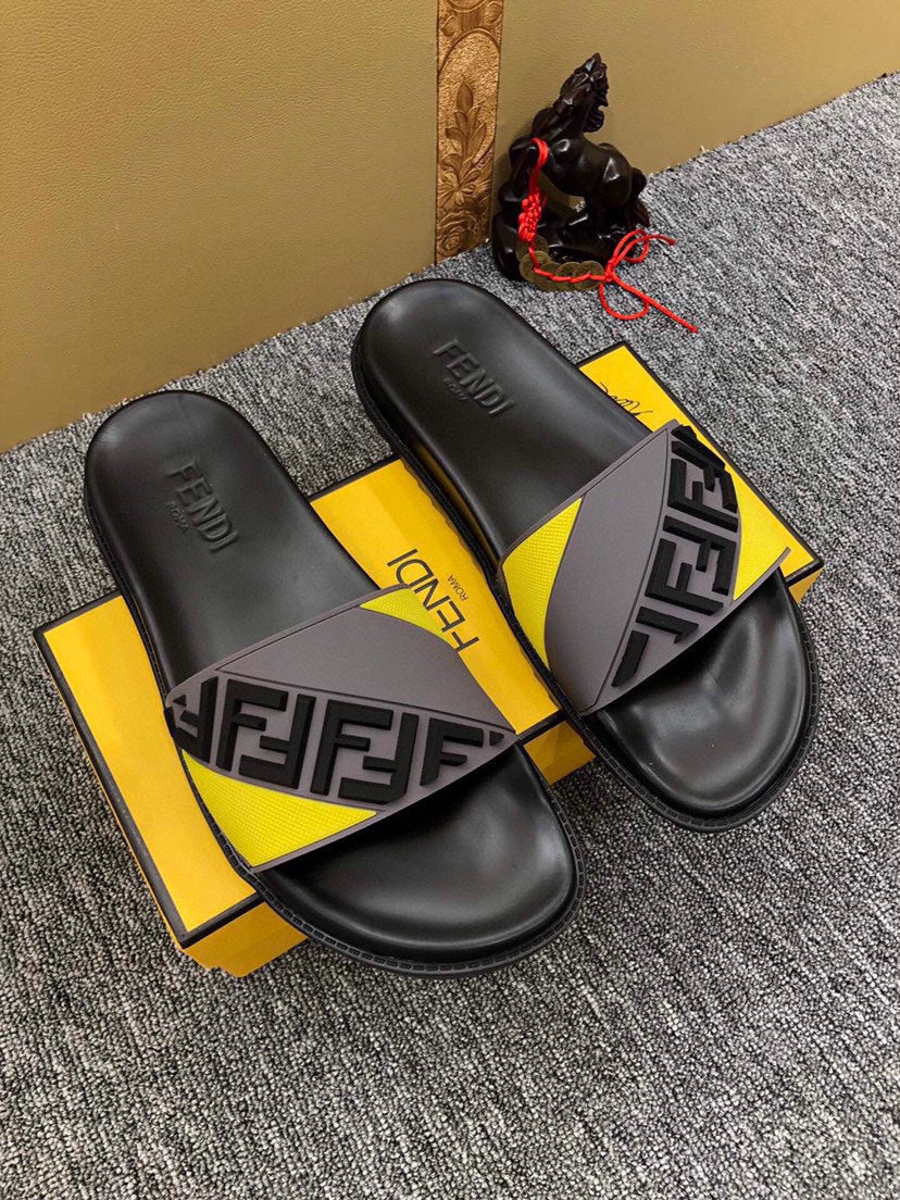 5XF108ZDE Stylish Slippers