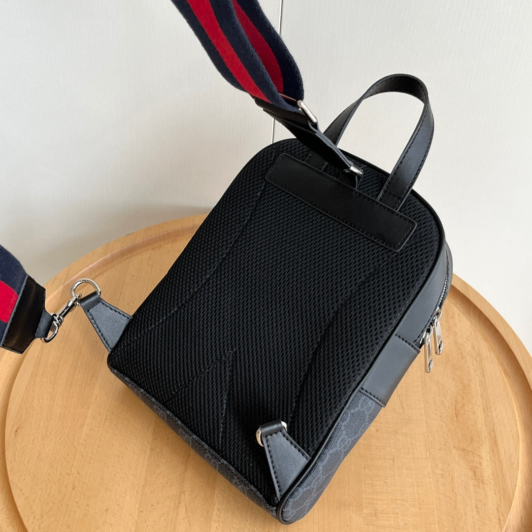 175NB111BDE Stylish leather bag