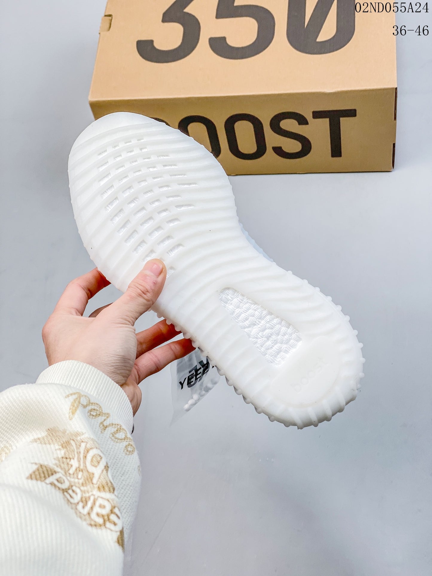 4YA94ZDE Stylish Sneakers (No Box, August-October Big Sale)