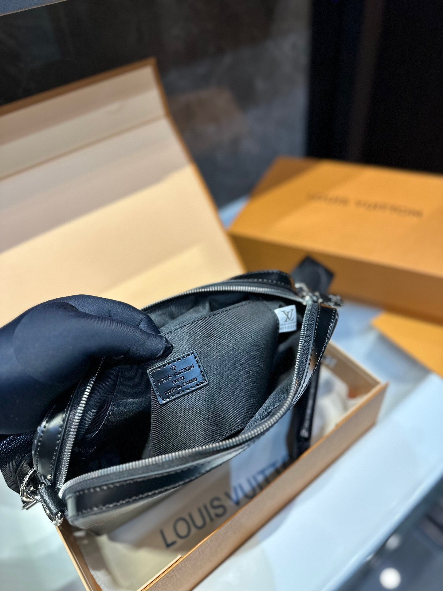 6XE232BDE Stylish leather bag 