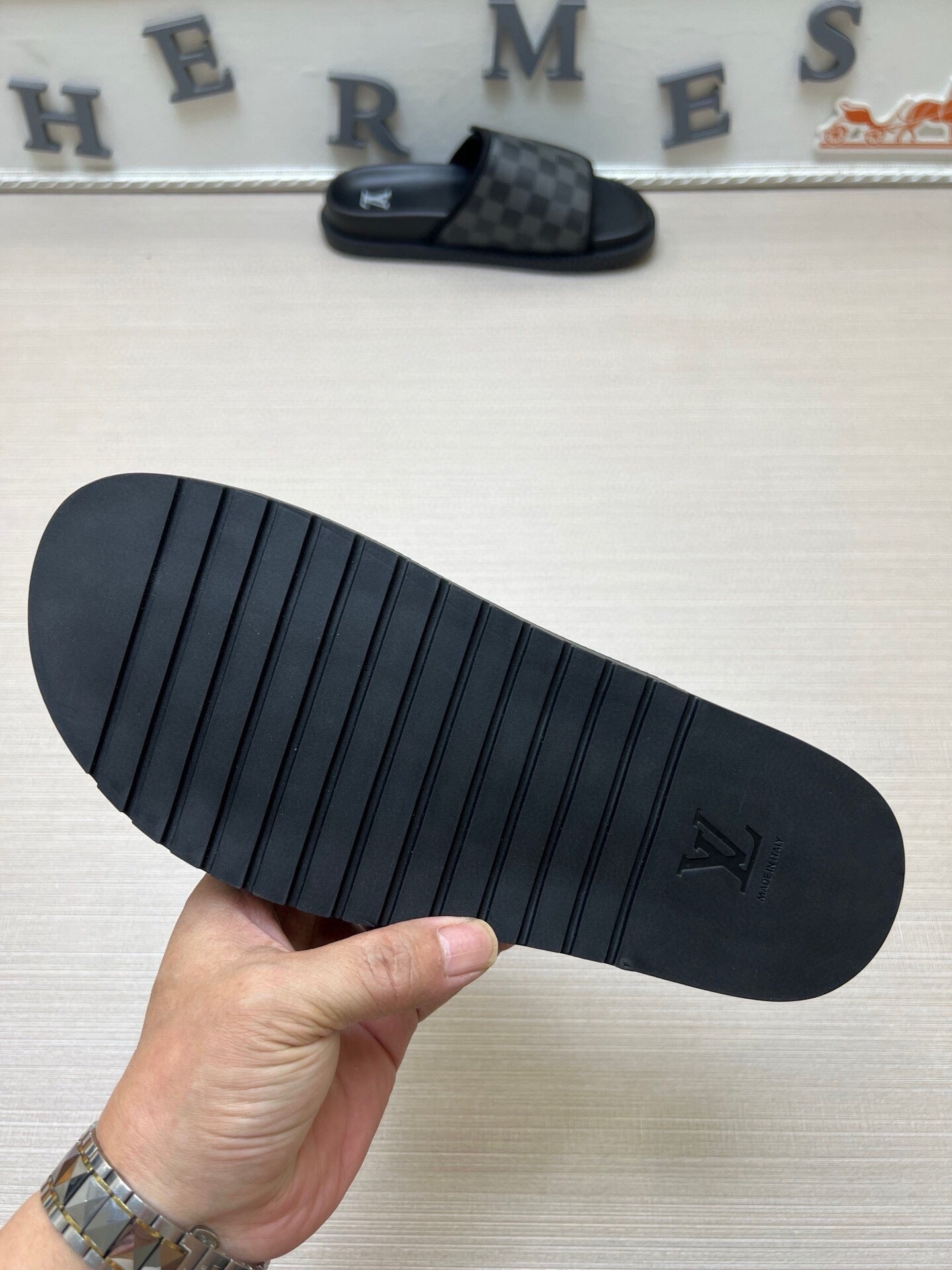 5WE245ZDE Stylish Slippers