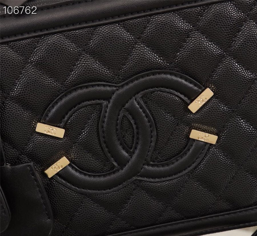165NC123BDE Stylish leather bag