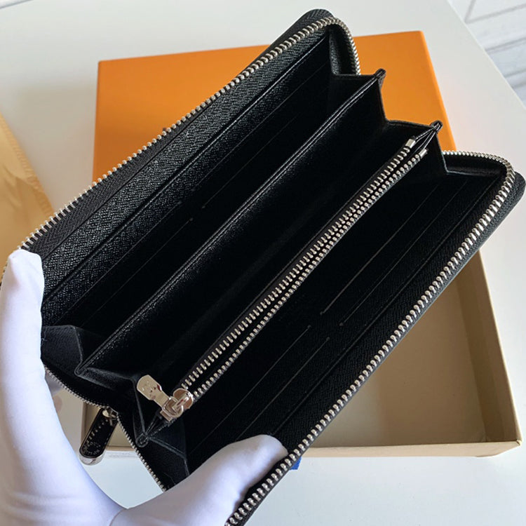 1E05BDE Stylish leather wallets
