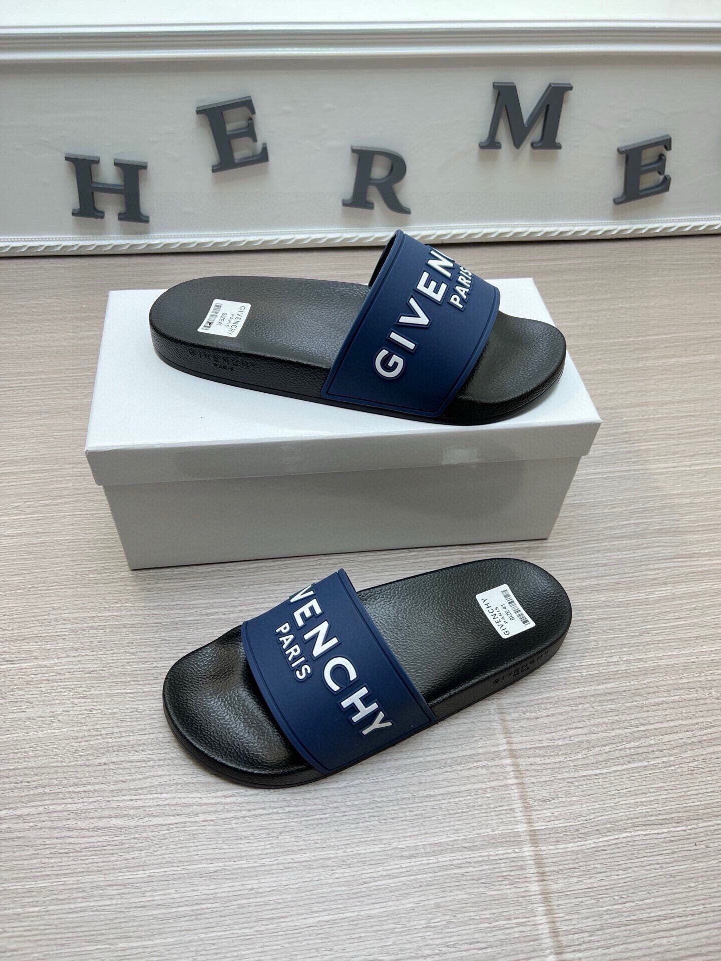 535ZGV263ZDE Stylish Slippers