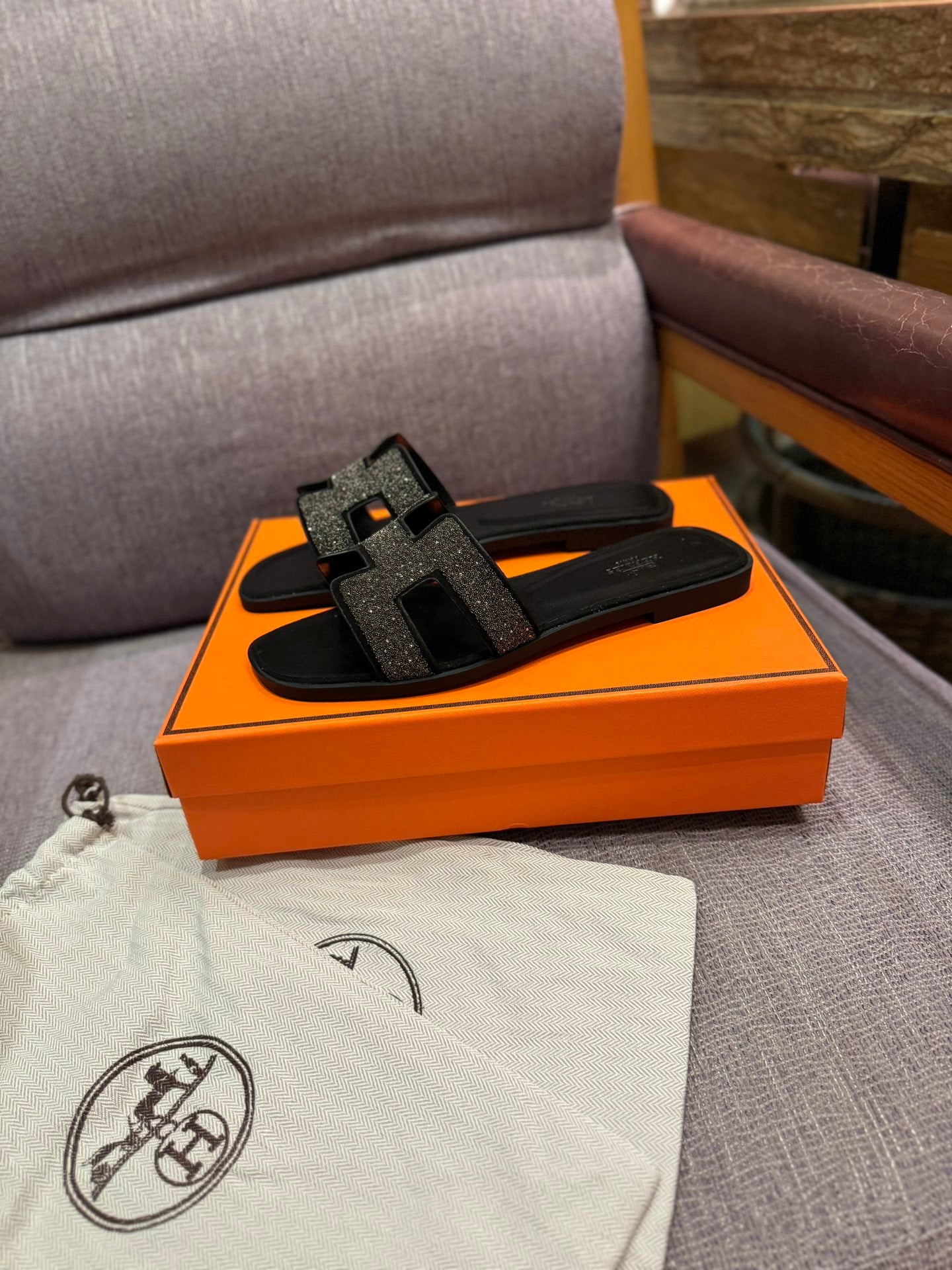 1ZH232ZDE Stylish Slippers