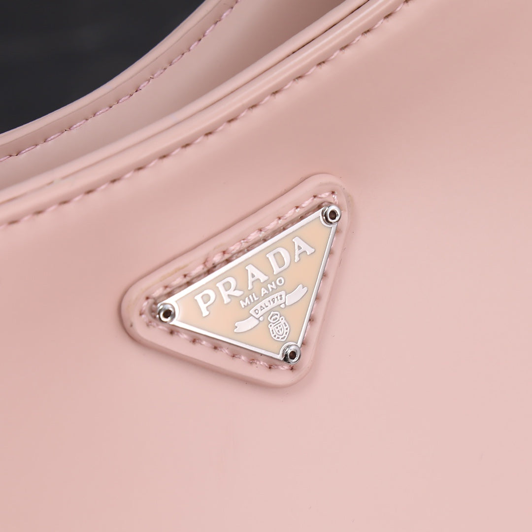 2XPD129BDE Stylish leather bag 