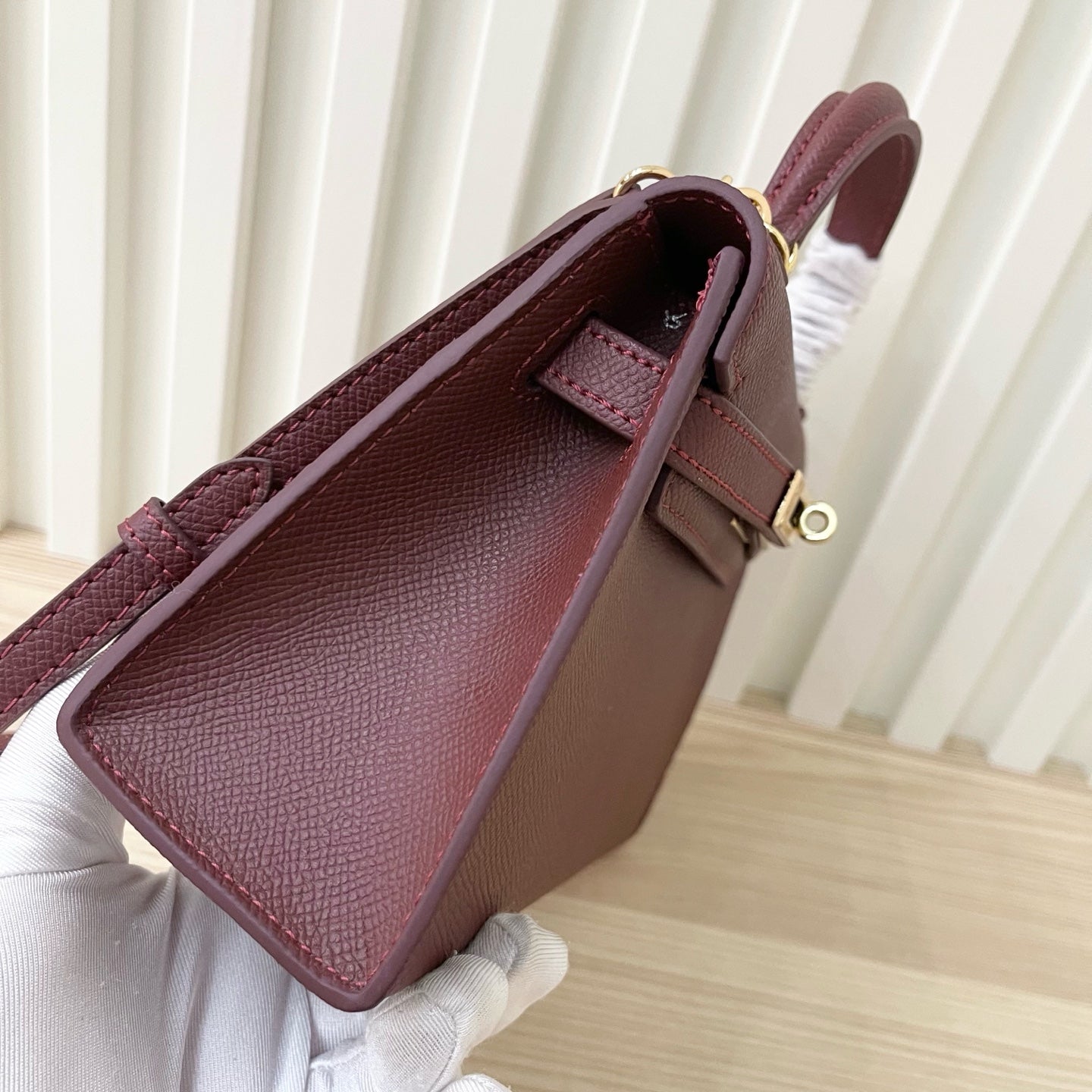 2WH26BDE Stylish leather bag