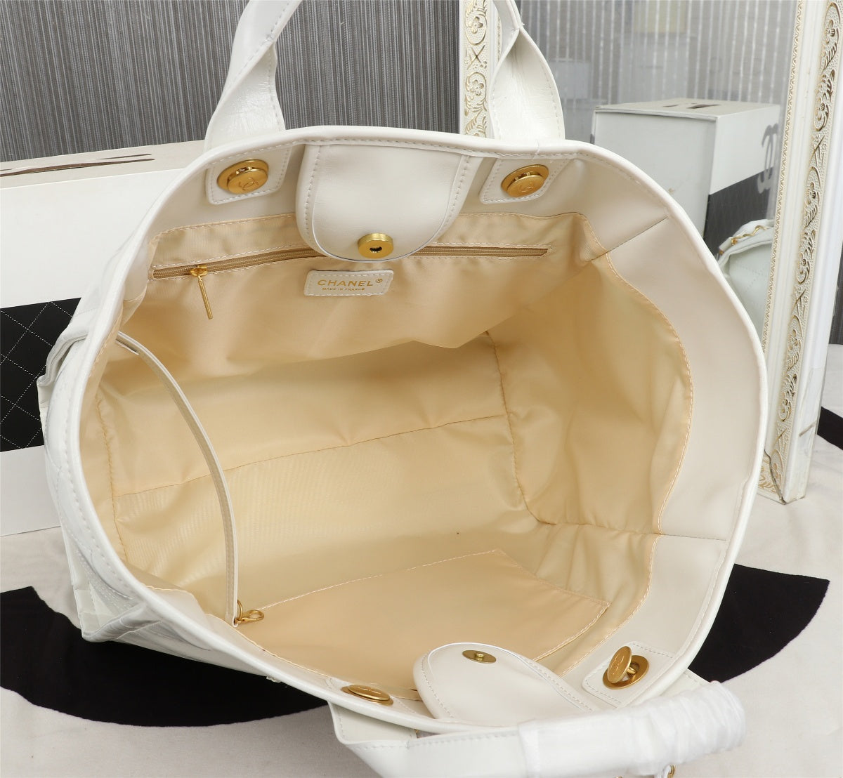 2XC296BDE Stylish leather bag 