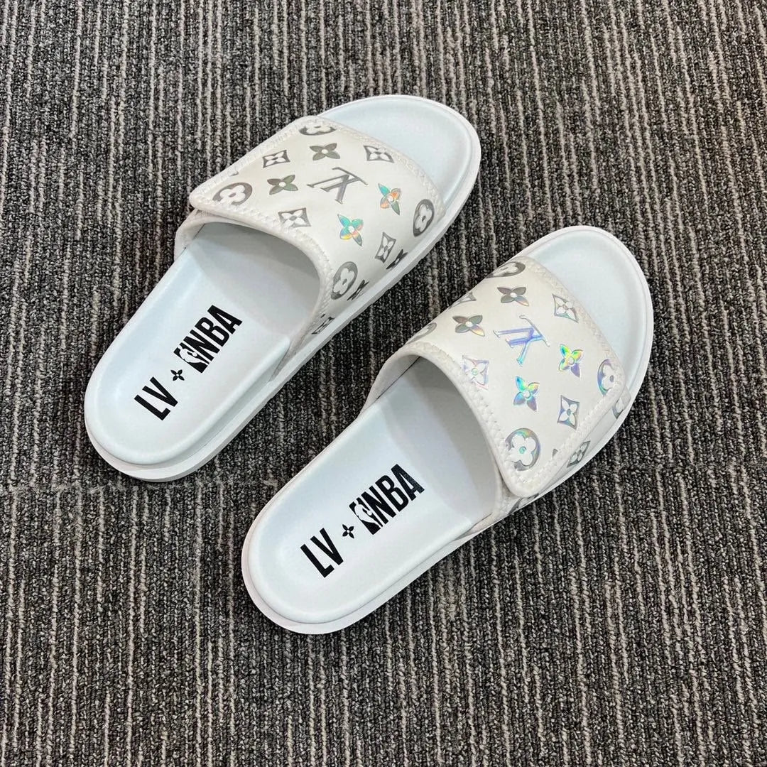 5YE47ZDE Stylish Slippers