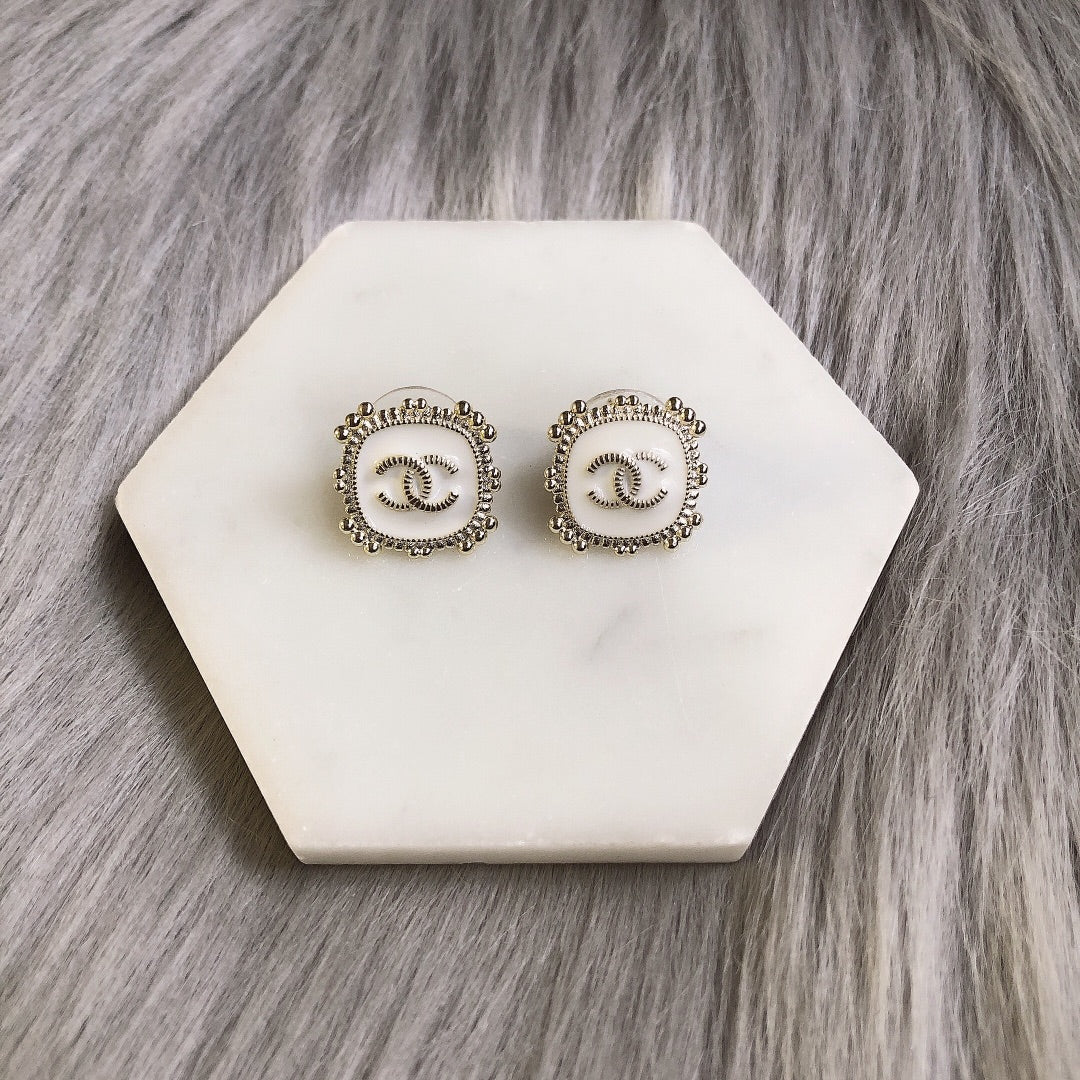 14C78EDE Stylish Earrings