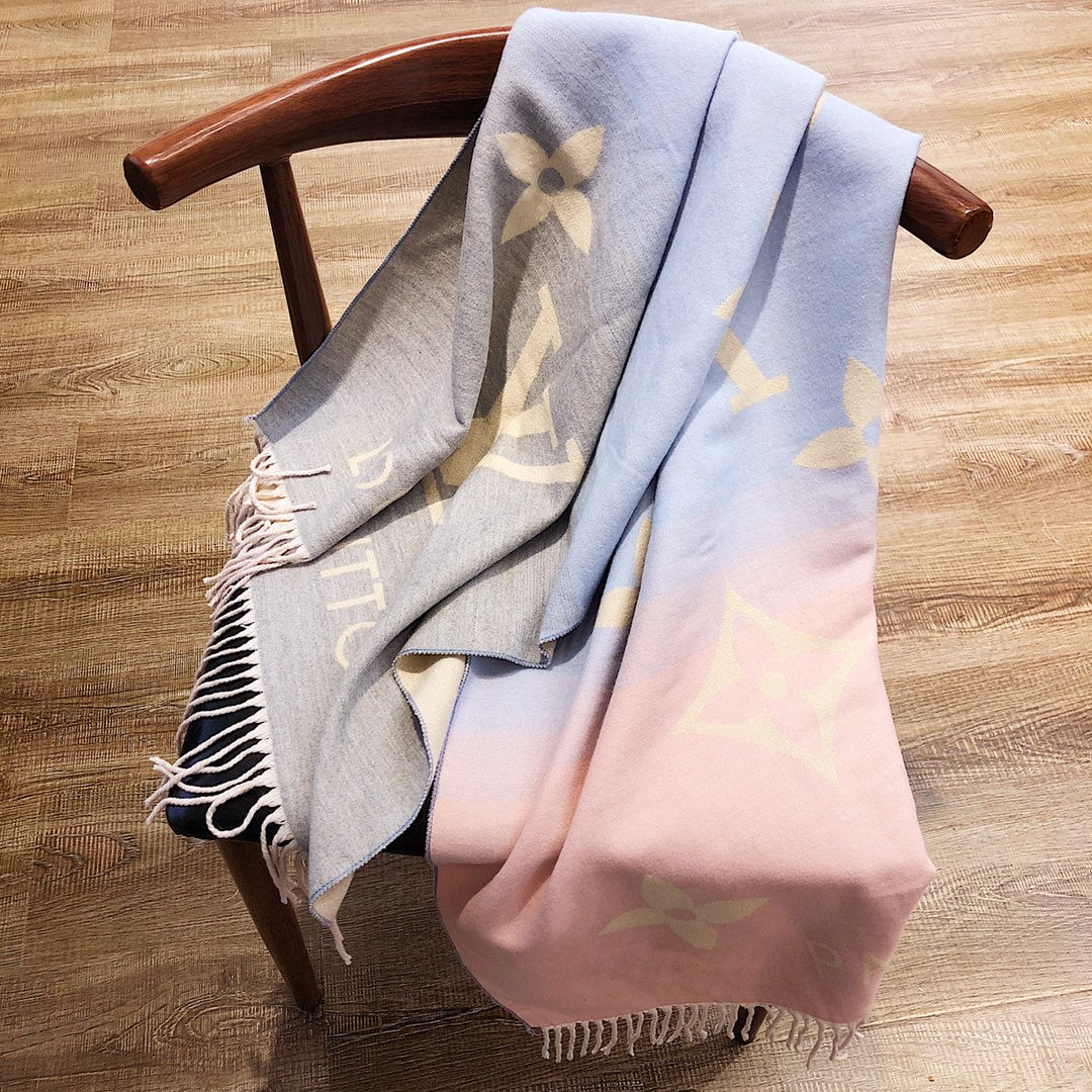 175RE47WDE Stylish Winter Scarves