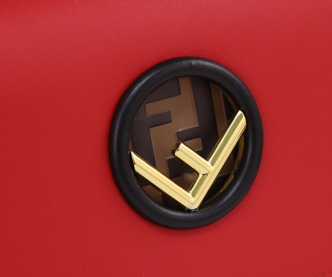 1XF91BDE Stylish leather bag 