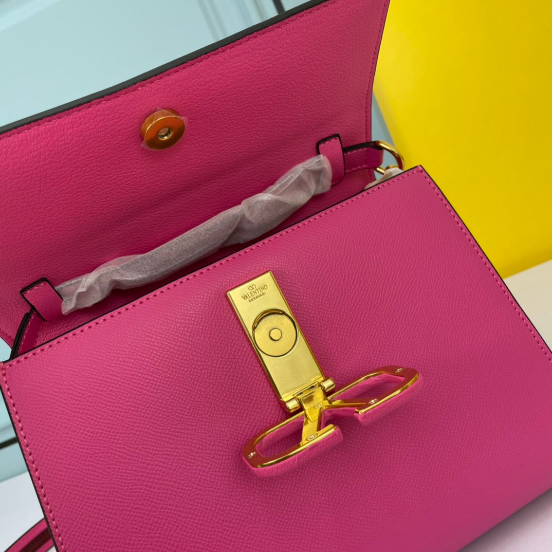 1XVL30BDE Stylish leather bag 