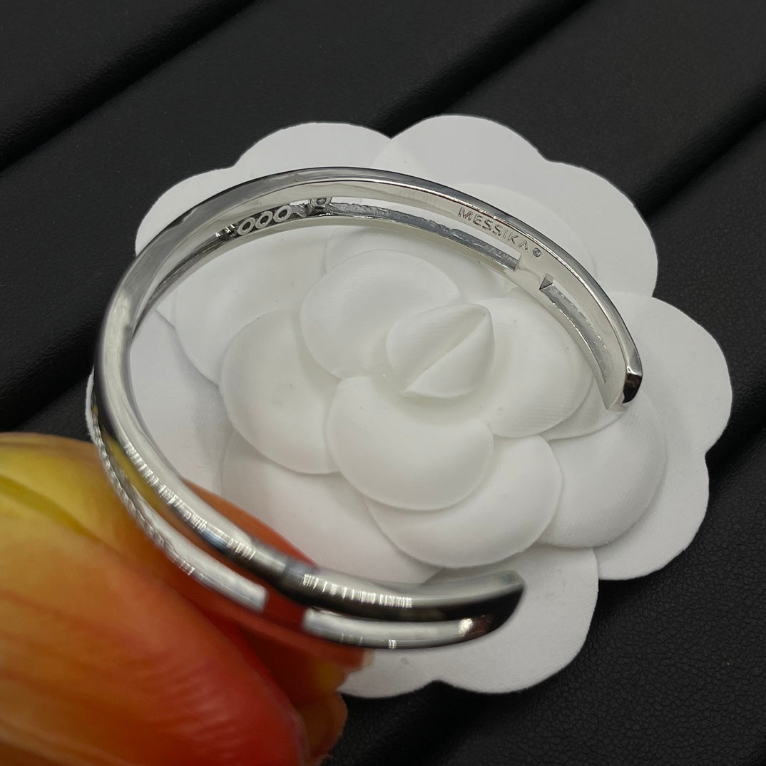 14A762KDE Stylish Bracelets