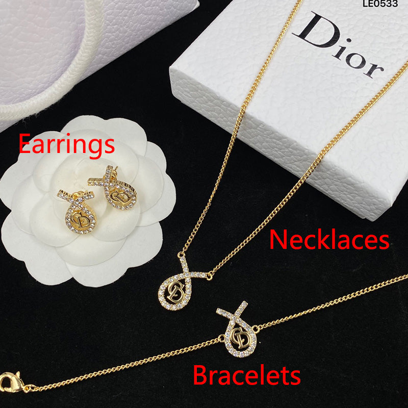 1YD204XDE Stylish  Earring Bracelets Necklaces