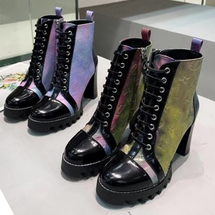 2E13ZDE Stylish Boots