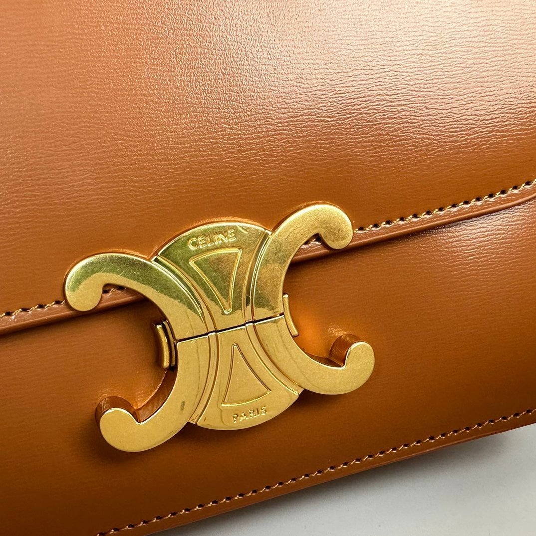 1WN61BDE Stylish leather bag