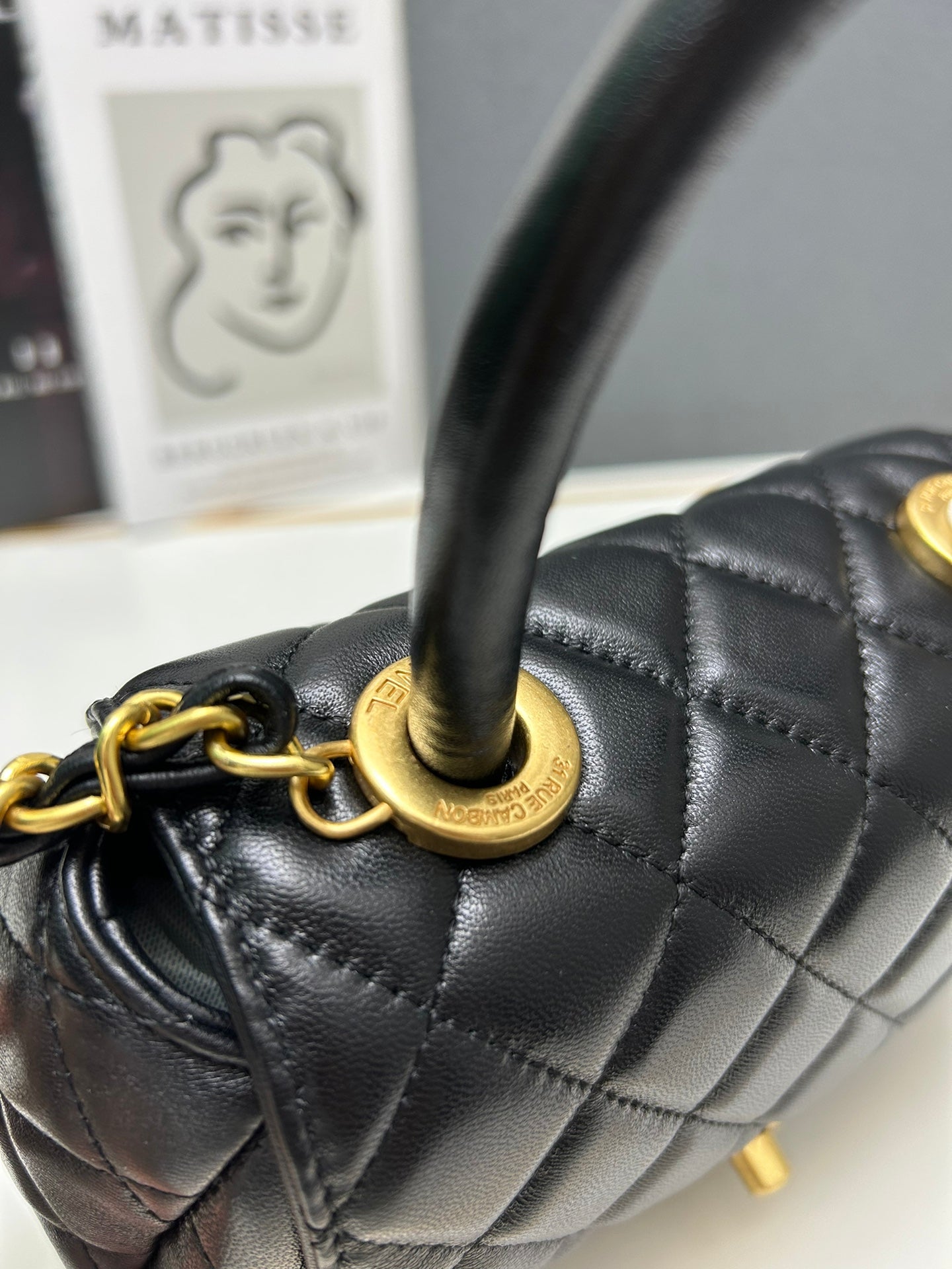 2WC11BDE Stylish leather bag