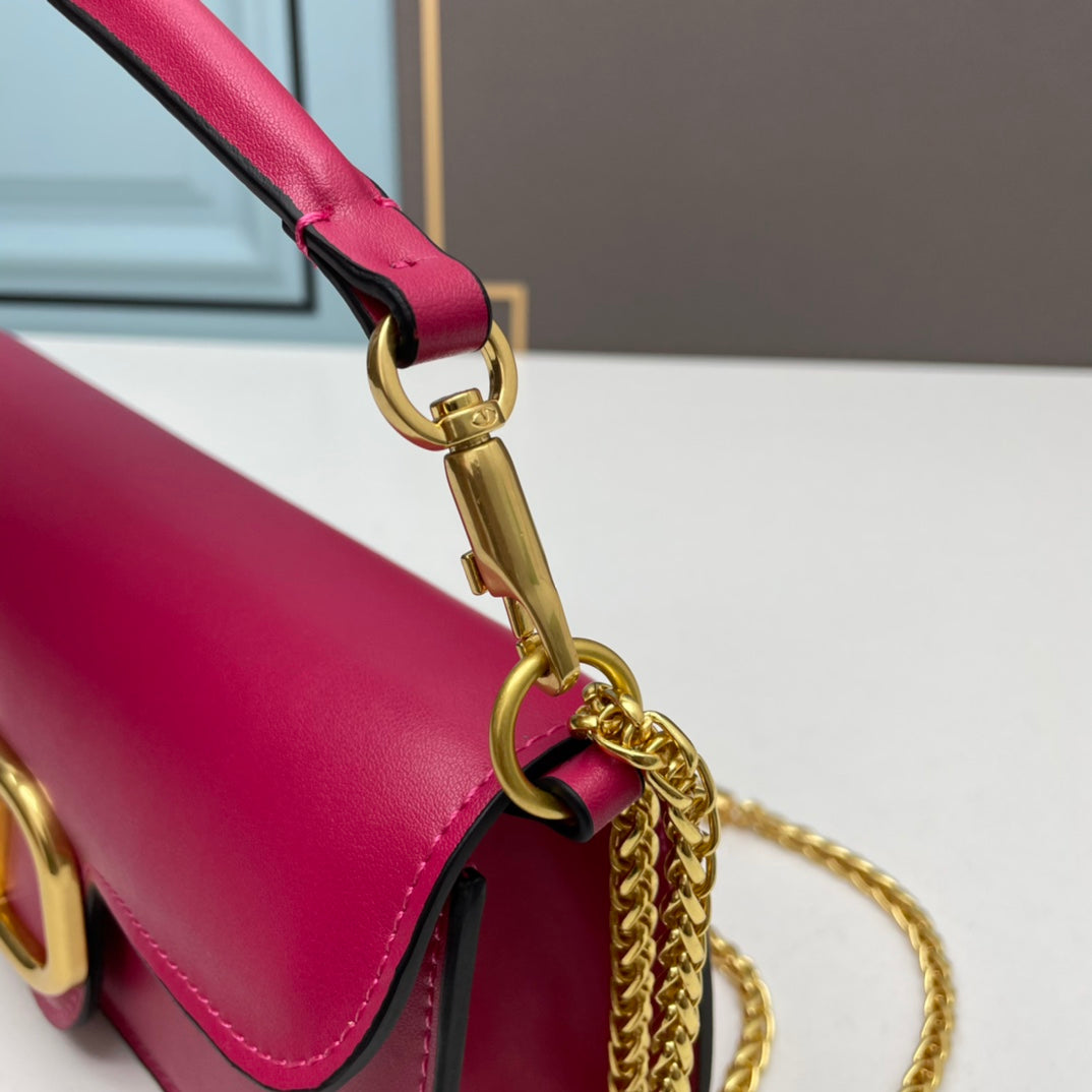 155NVL1BDE Stylish leather bag