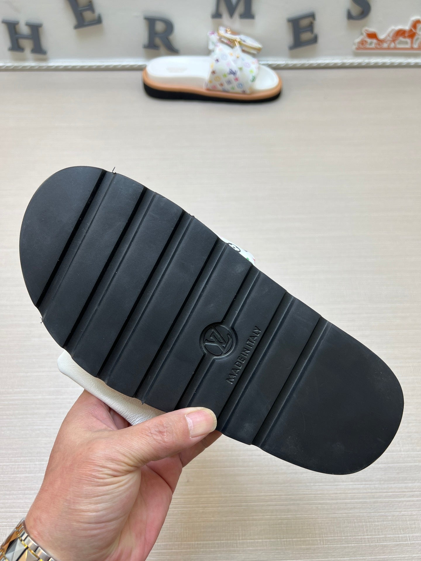 5LE219ZDE Stylish Slippers