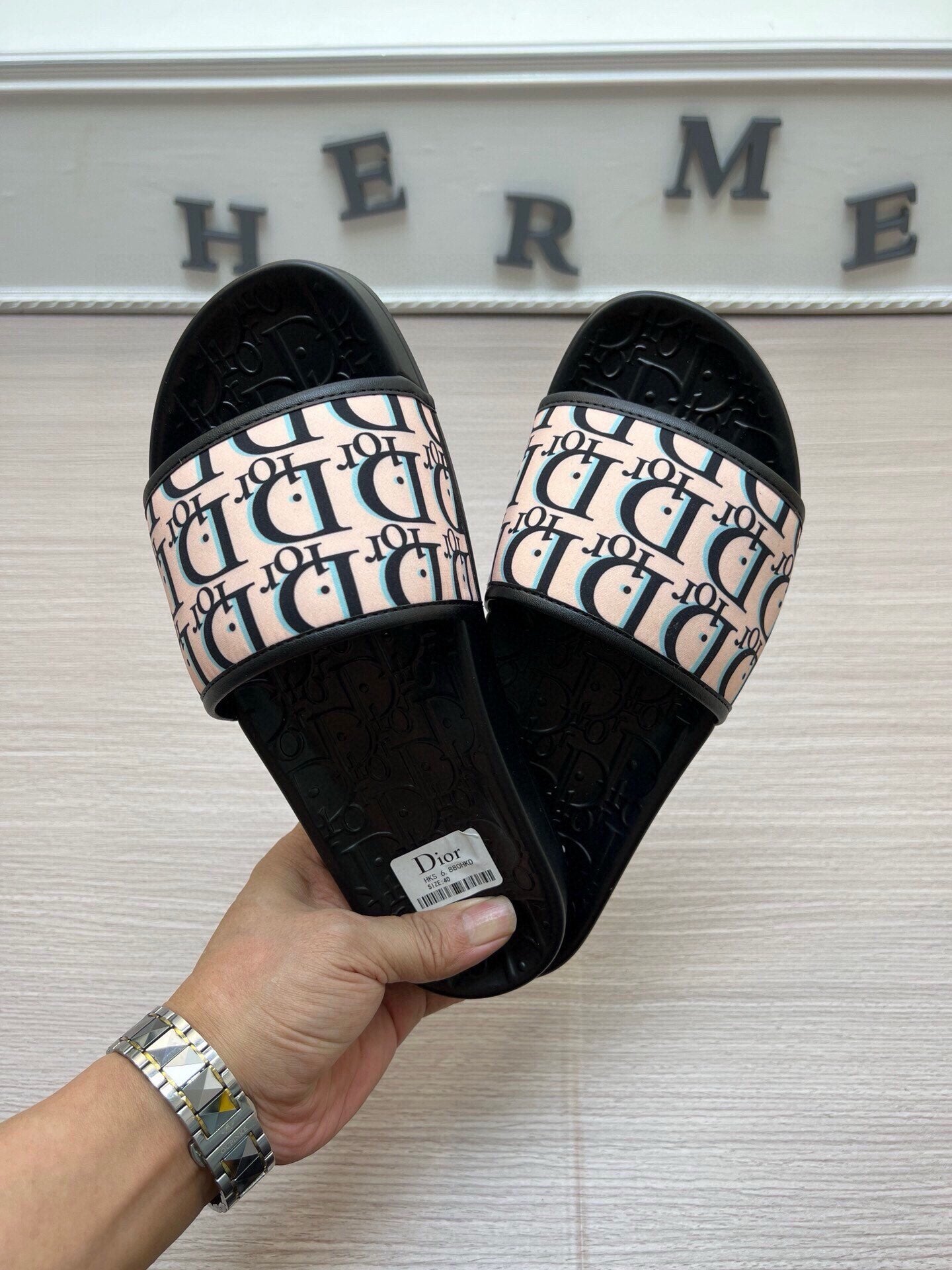 5LD214ZDE Stylish Slippers