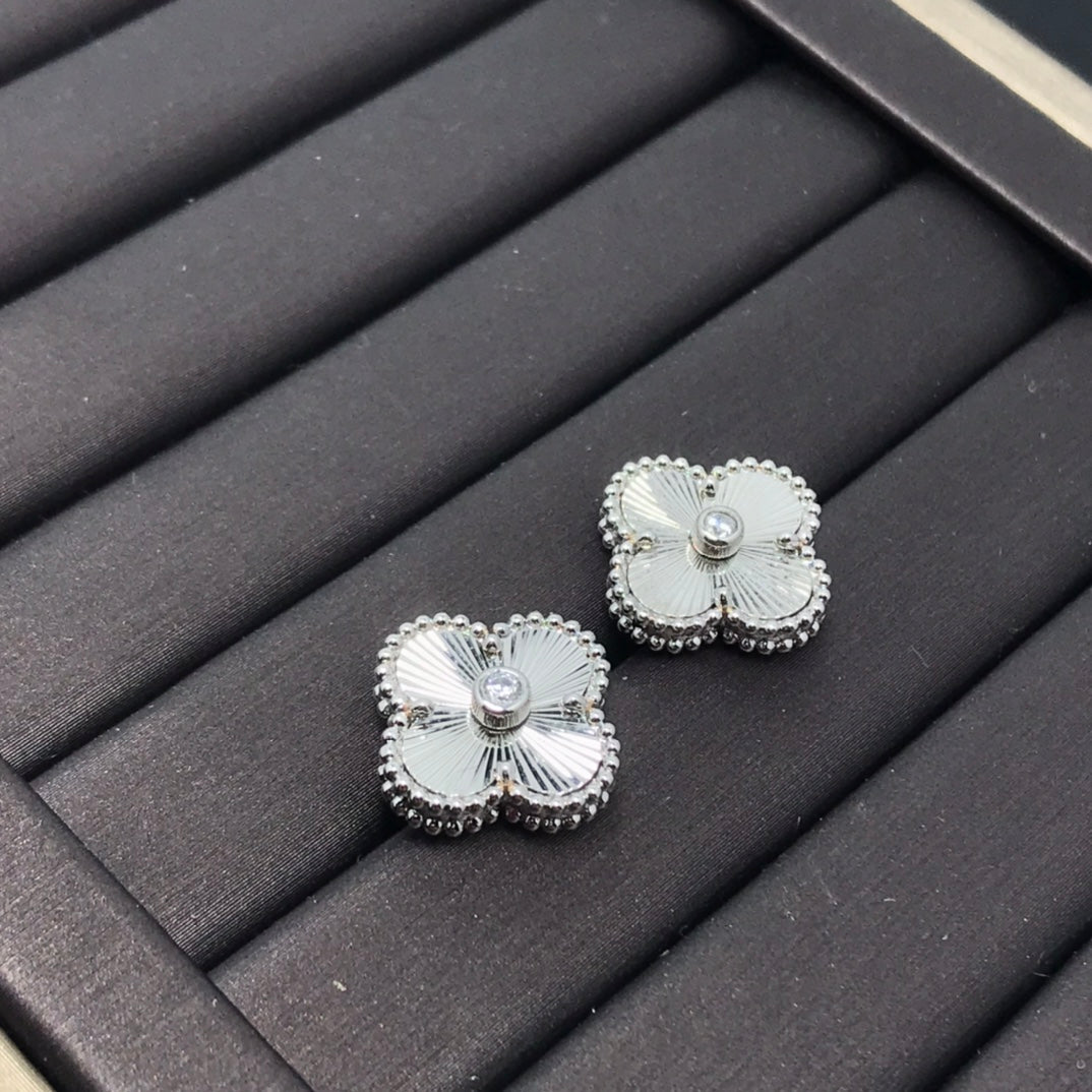 5XVA202XDE Stylish  rings,earrings, bracelets,necklaces
