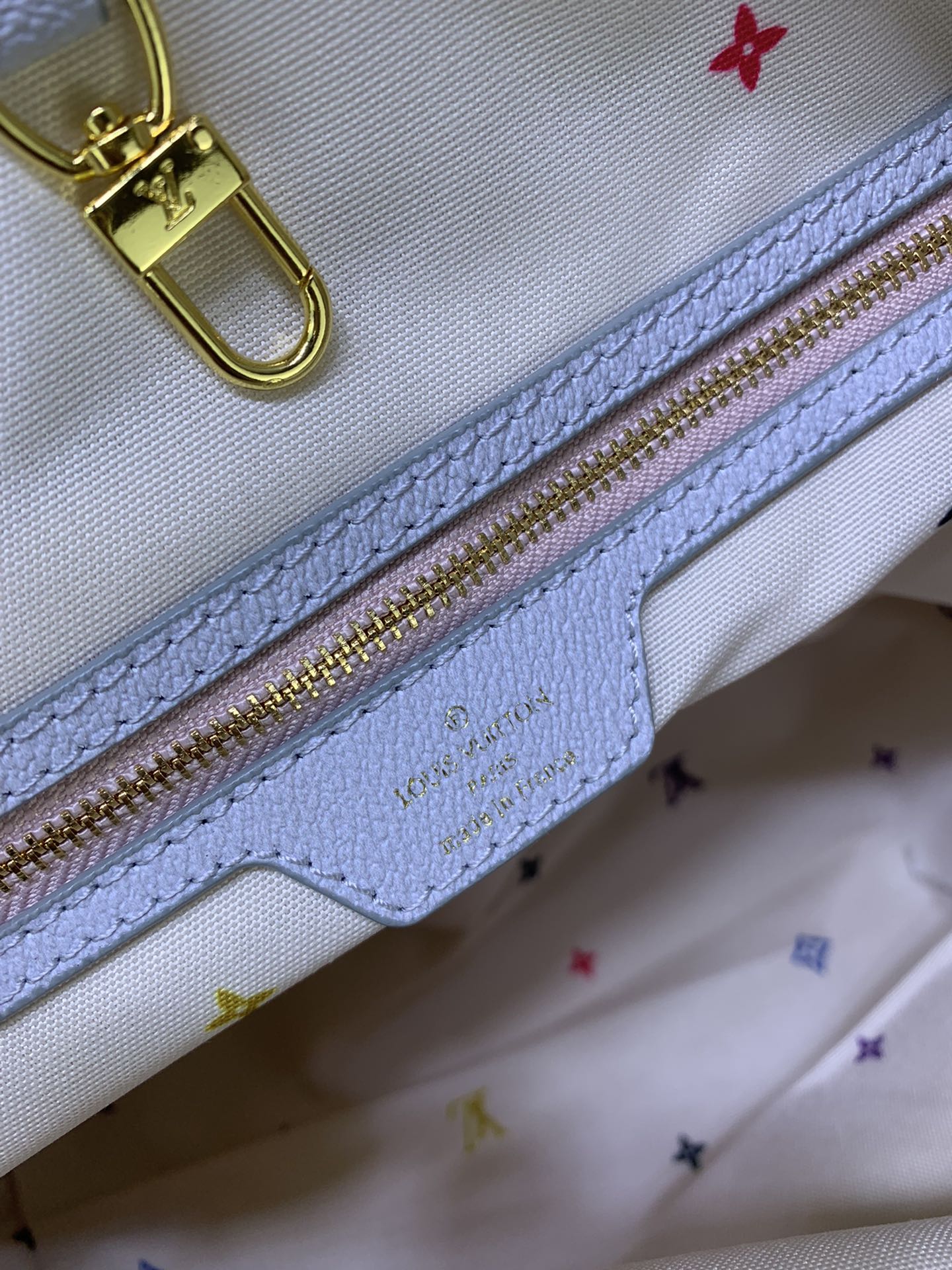 2XE87BDE Stylish leather bag 