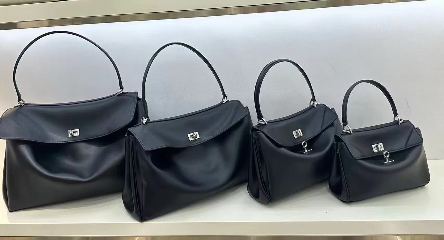 15XJ4BDE Stylish leather bag