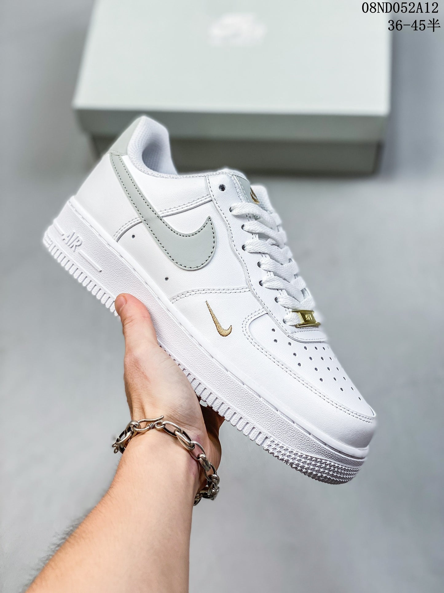 4YN34ZDE Stylish Sneakers (No Box, August-October Big Sale)