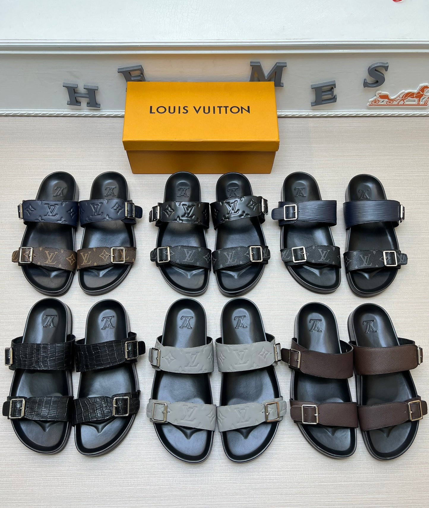 54E87ZDE Stylish slippers