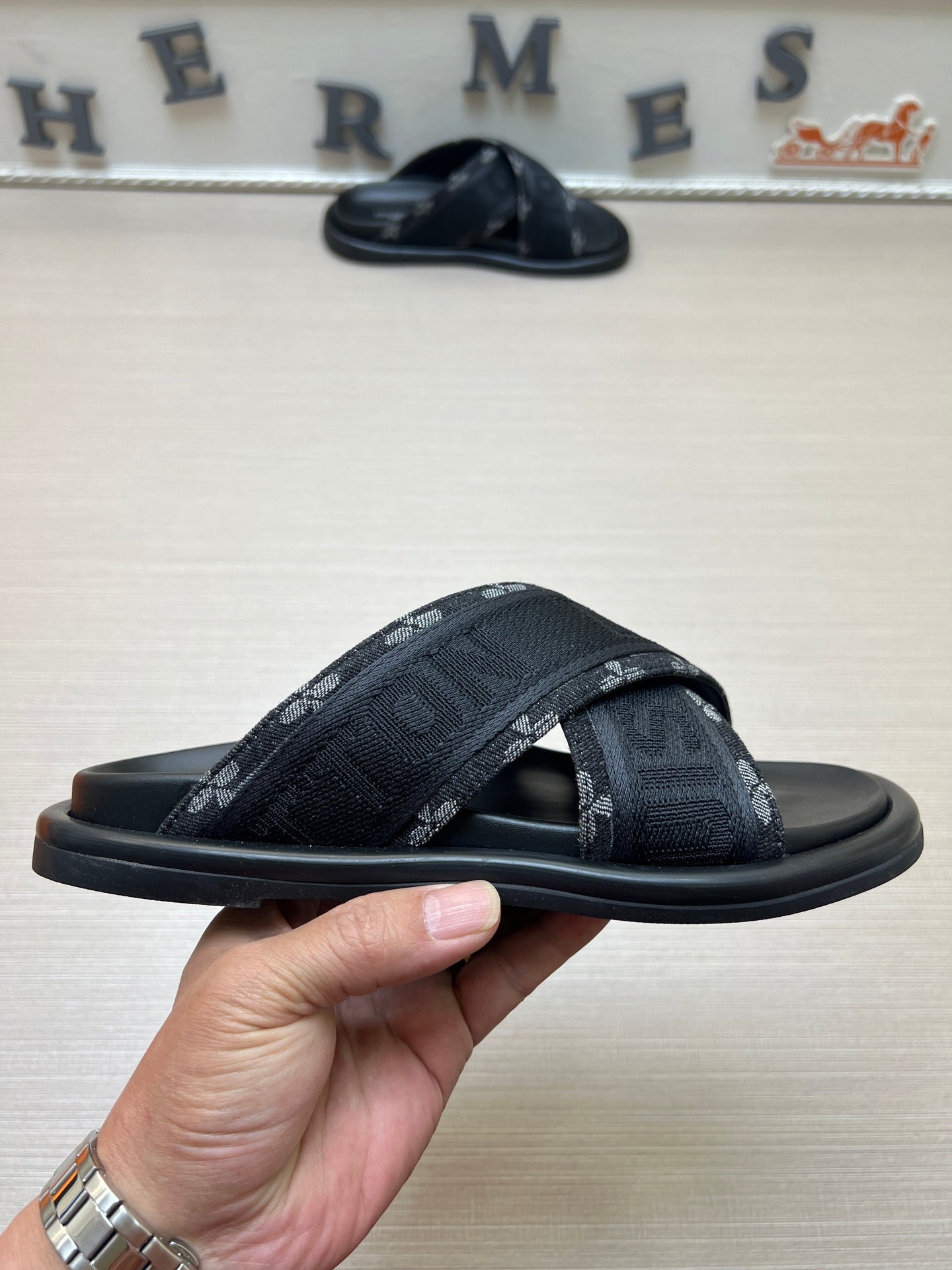 535ZE273ZDE Stylish Slippers