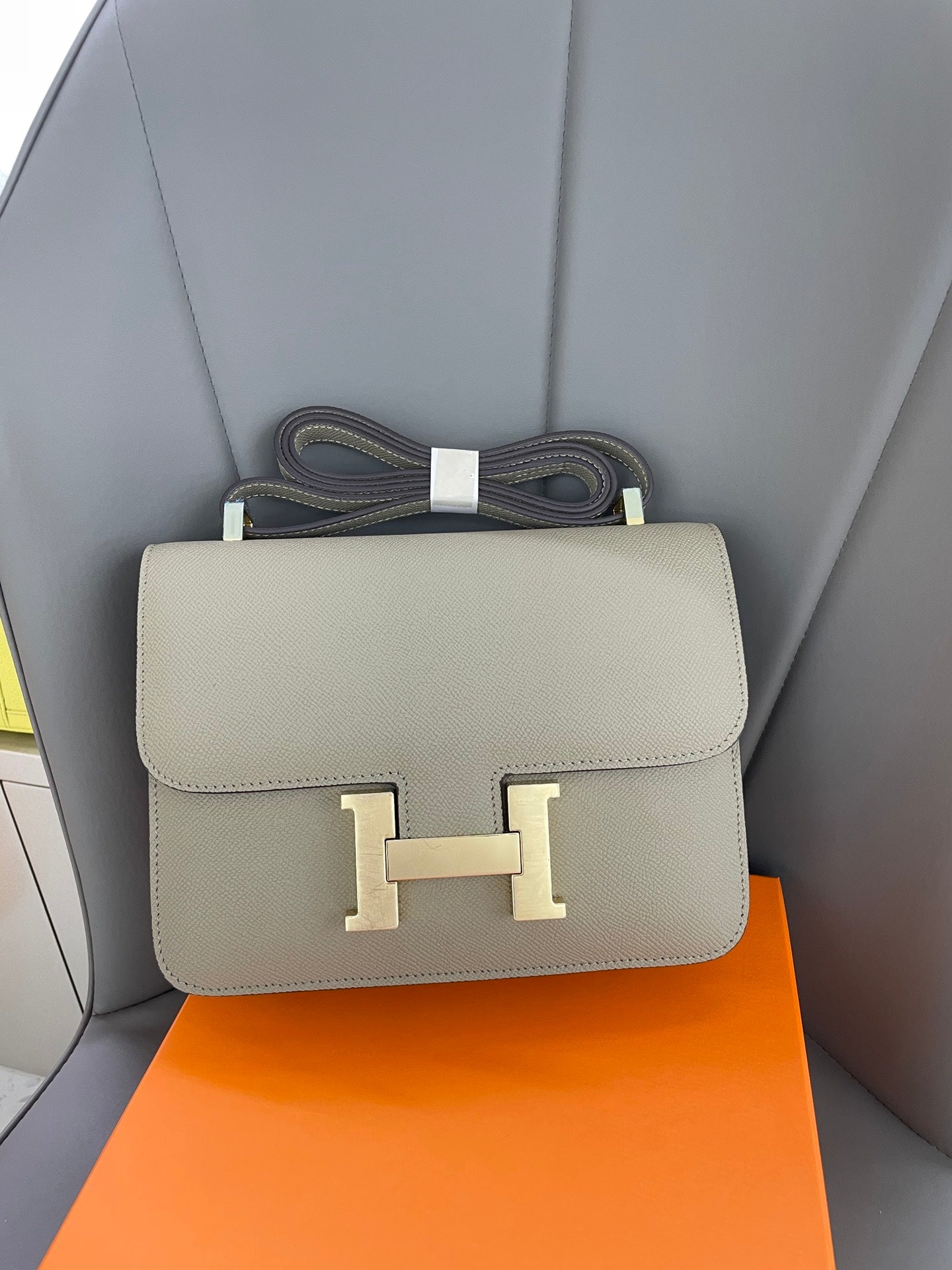 155NH64BDE Stylish leather bag