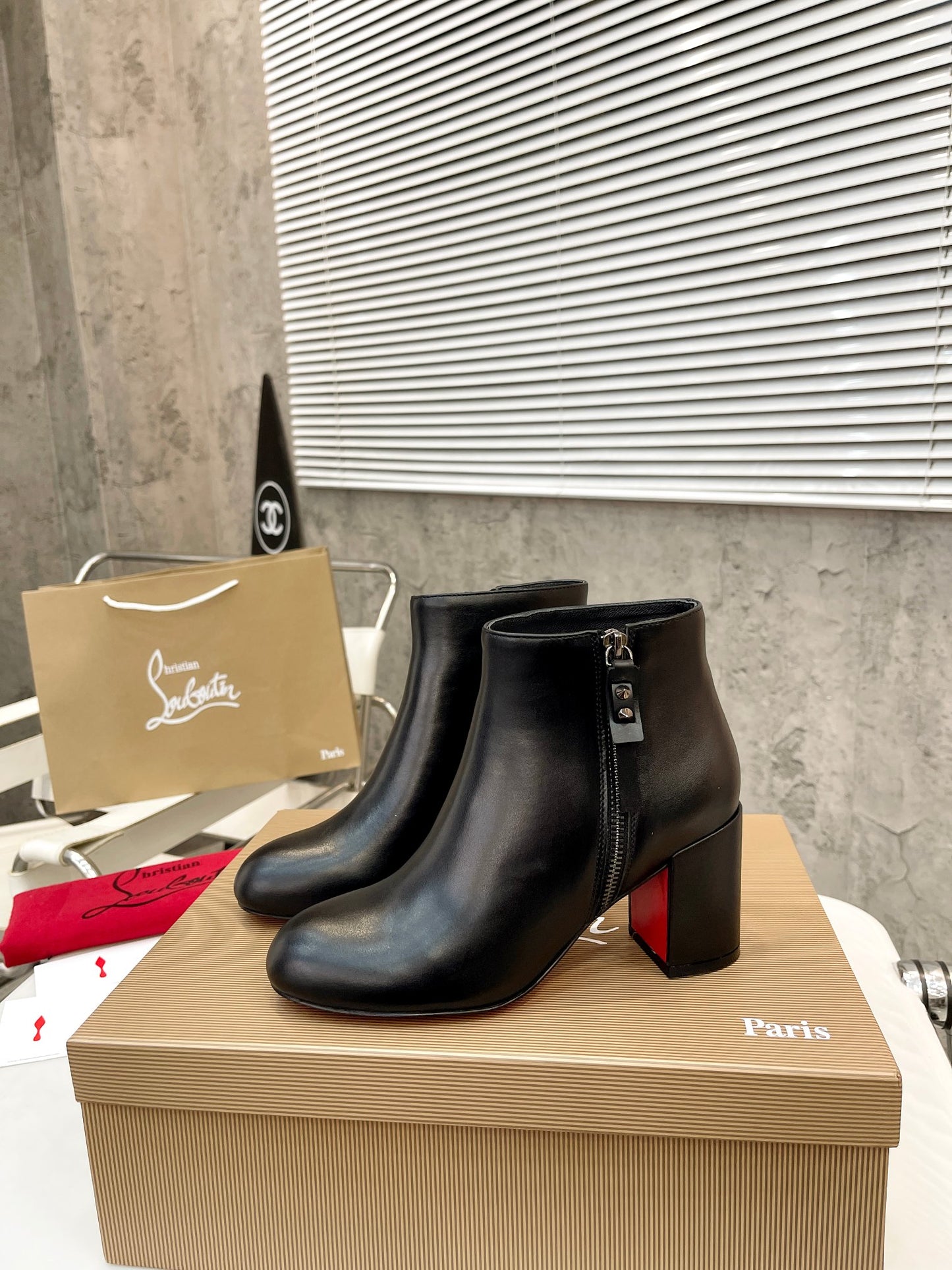 JXA33ZDE Stylish leather Boots Heel height 7cm